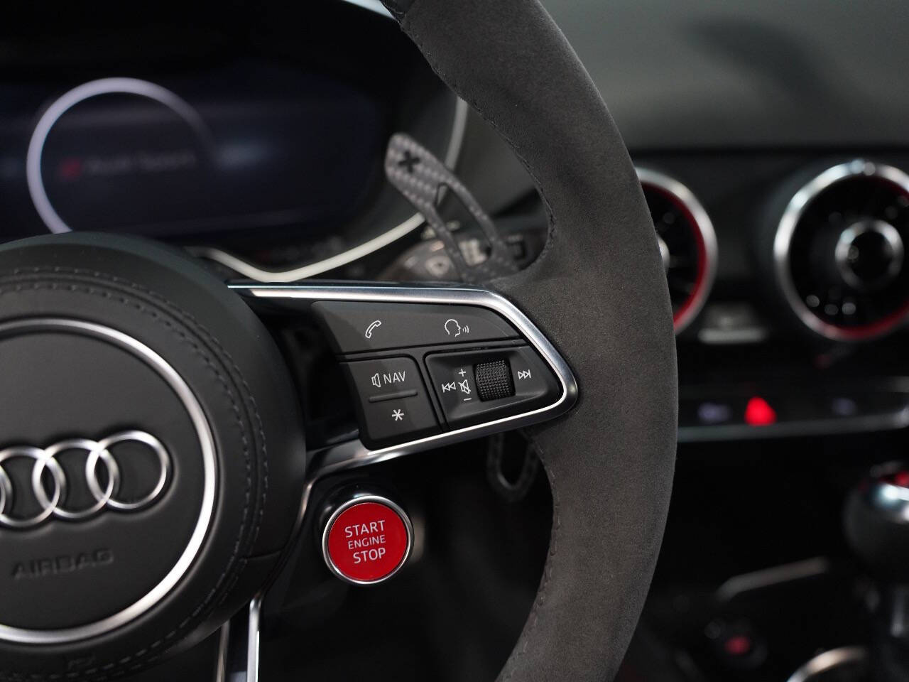 SUZUKA GREY, 2020 AUDI TT Image 36