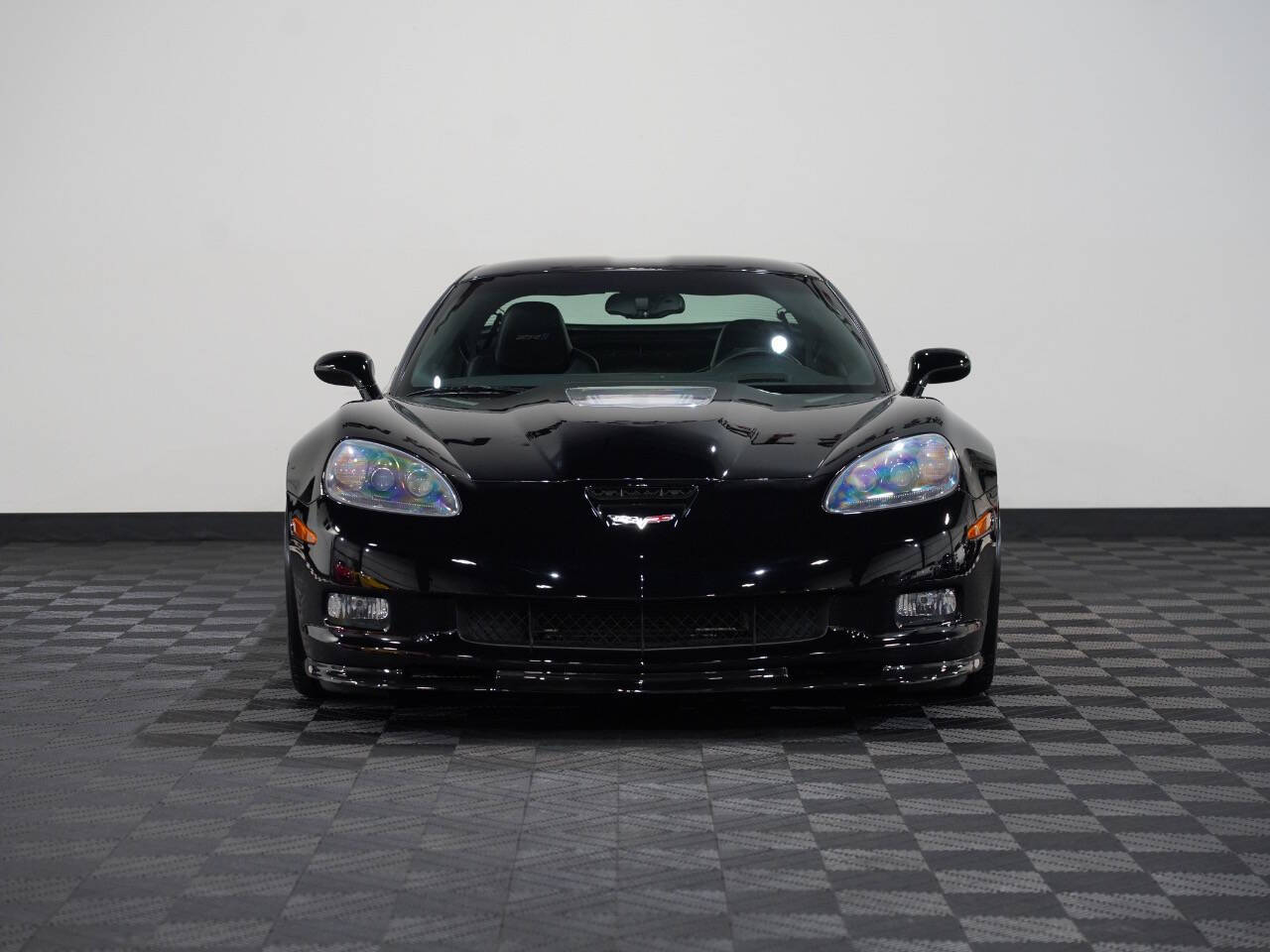 BLACK, 2013 CHEVROLET CORVETTE Image 4