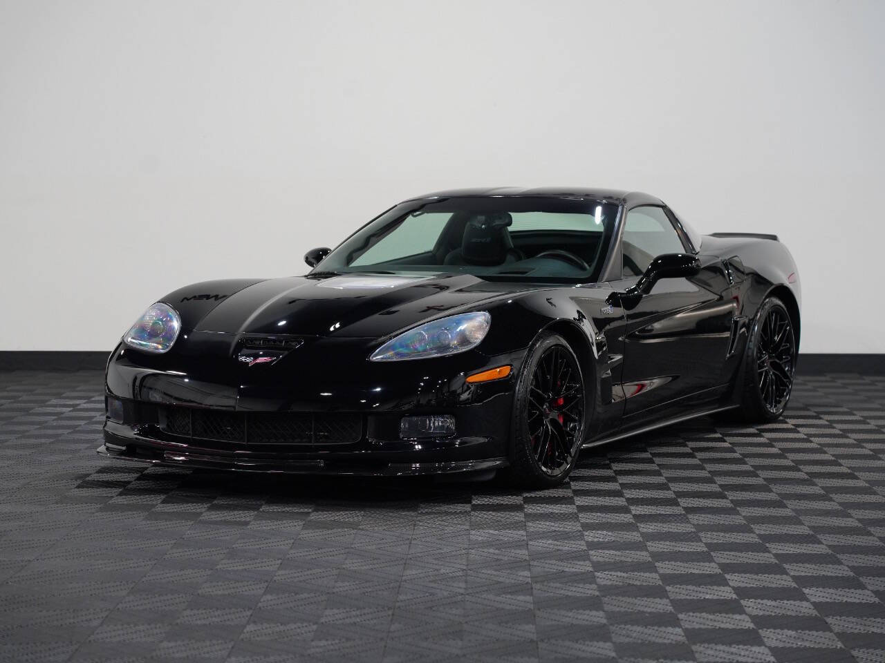 BLACK, 2013 CHEVROLET CORVETTE Image 3