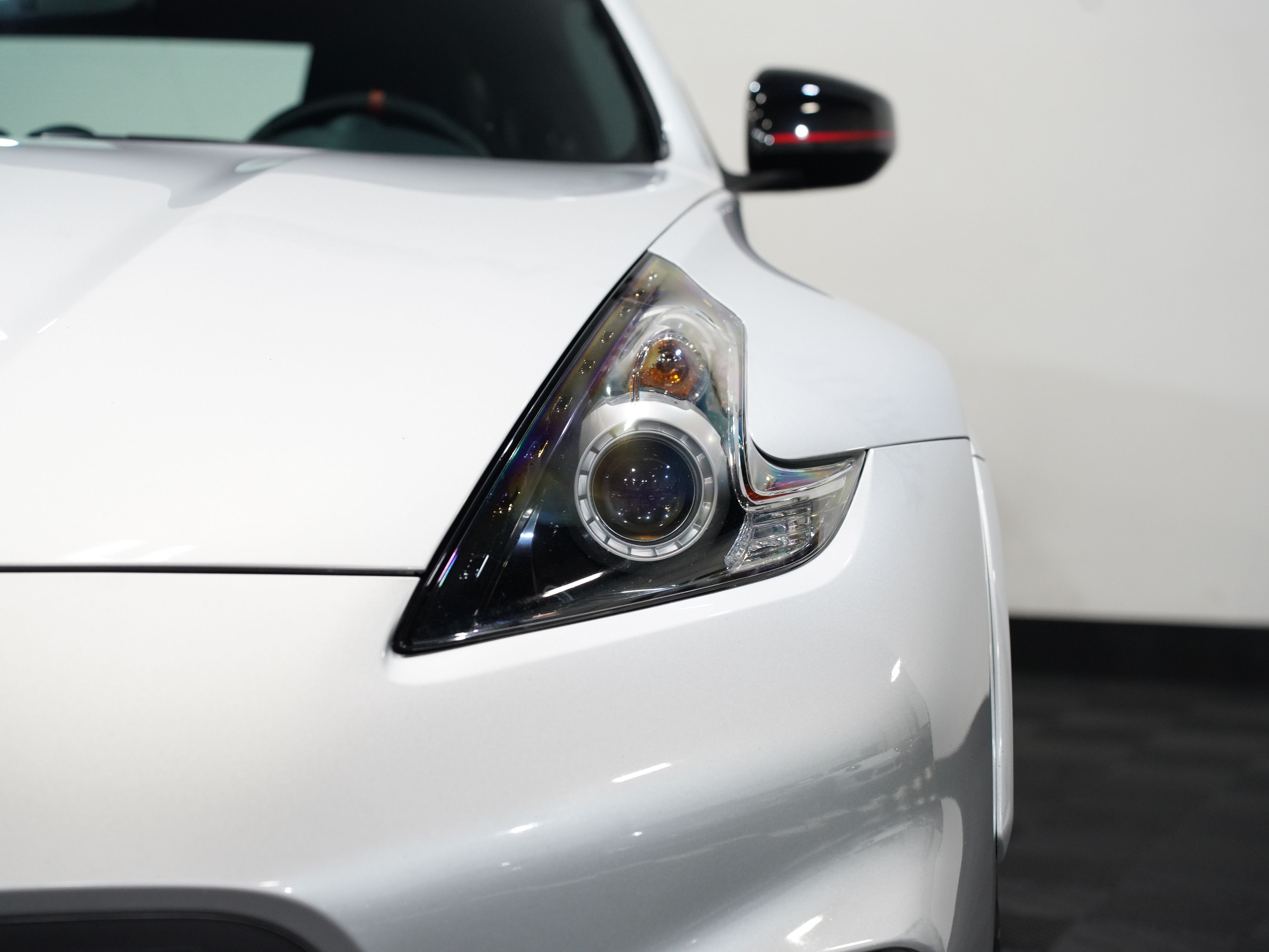 SILVER, 2016 NISSAN 370Z Image 10