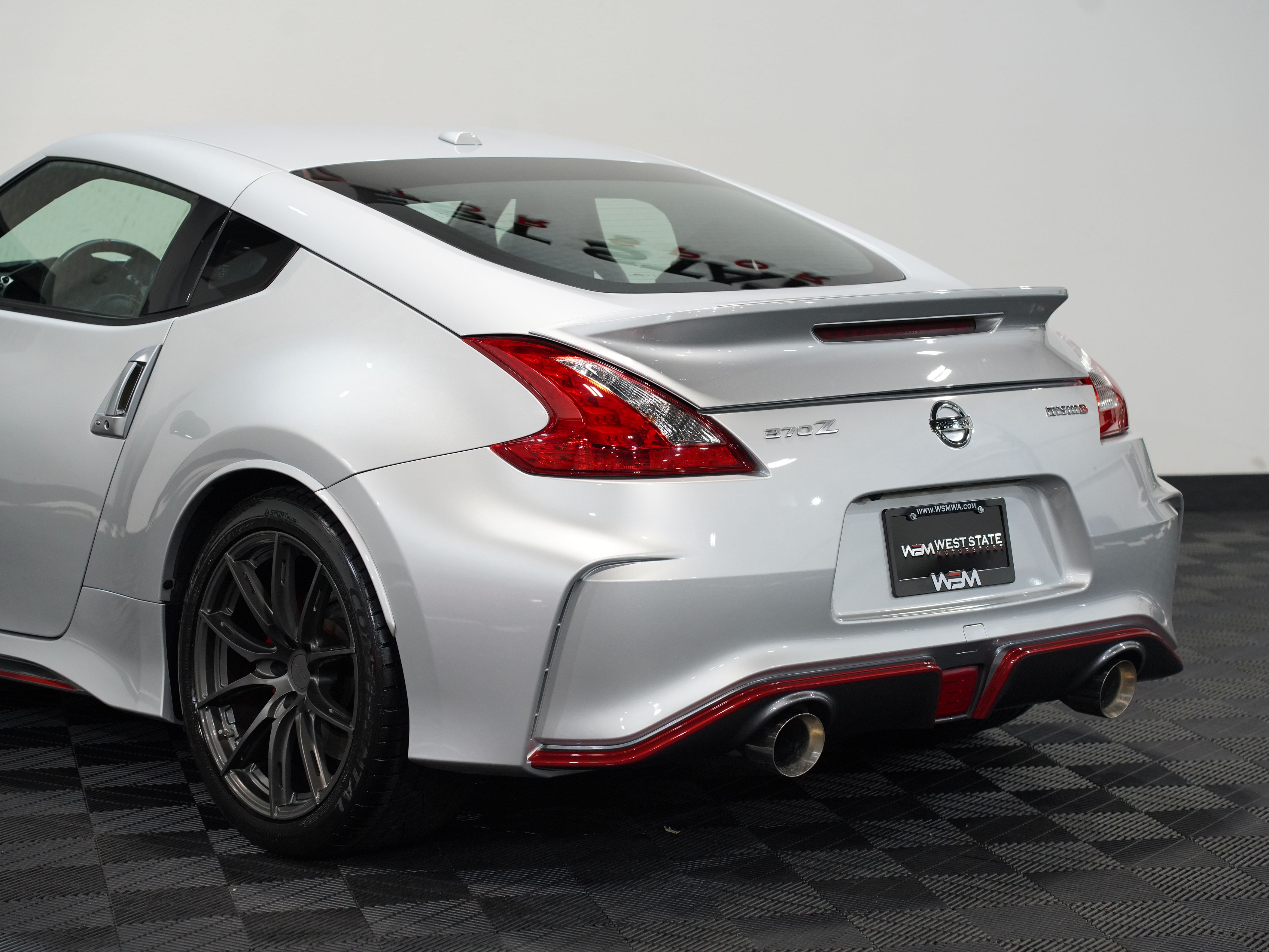 SILVER, 2016 NISSAN 370Z Image 16