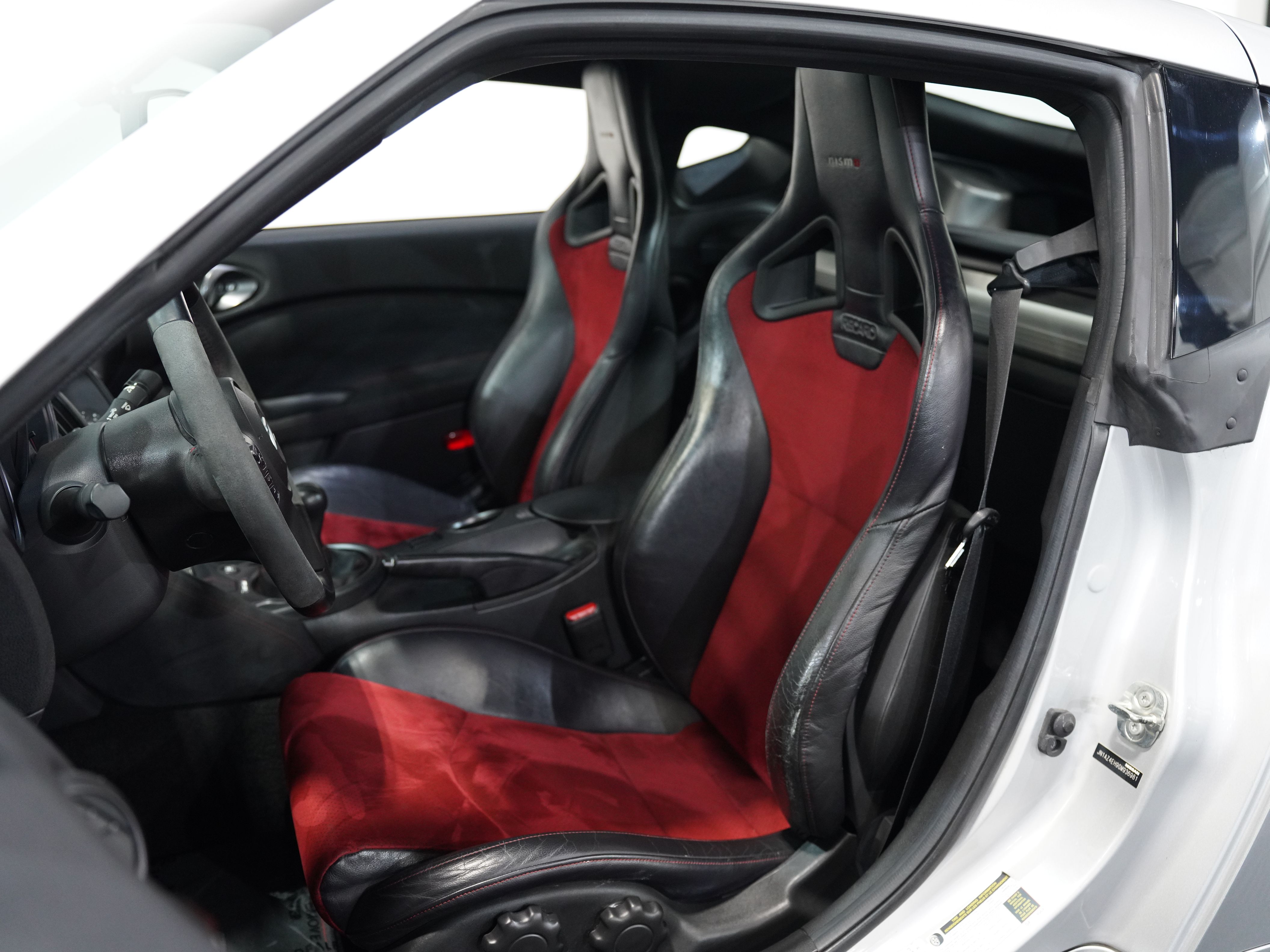 SILVER, 2016 NISSAN 370Z Image 27