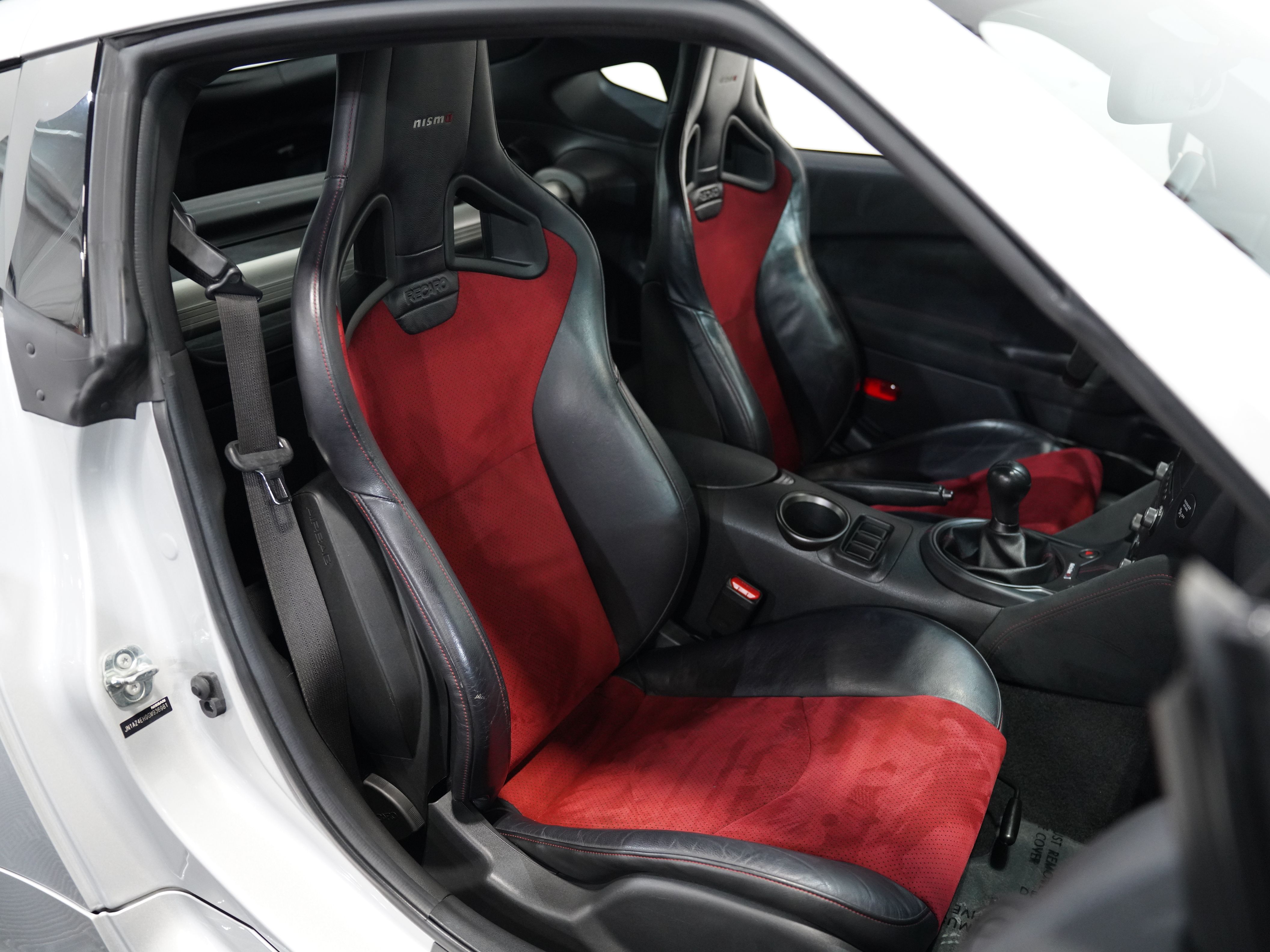 SILVER, 2016 NISSAN 370Z Image 30