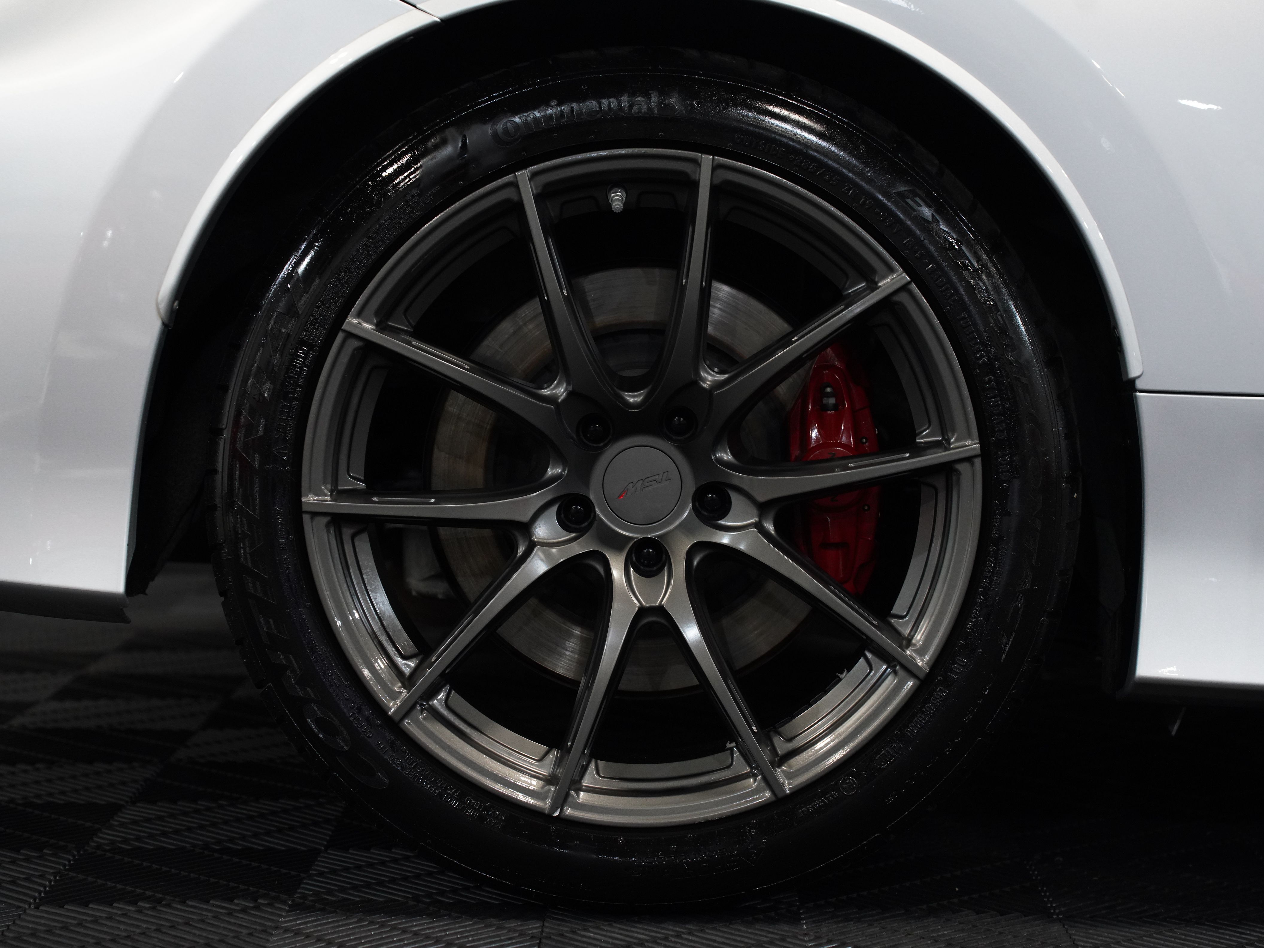 SILVER, 2016 NISSAN 370Z Image 48