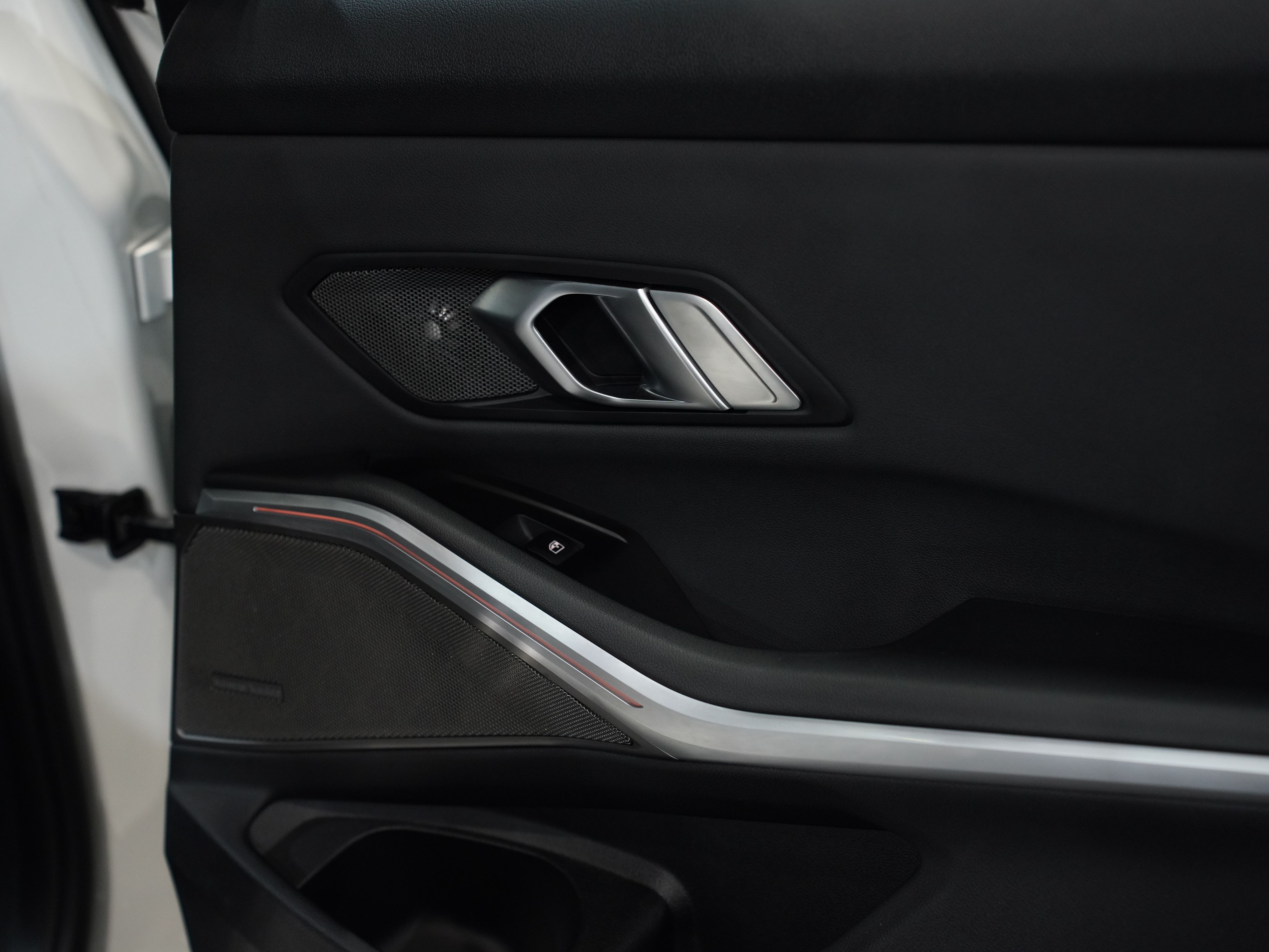 ALPINE WHITE, 2020 BMW 3 SERIES Image 25