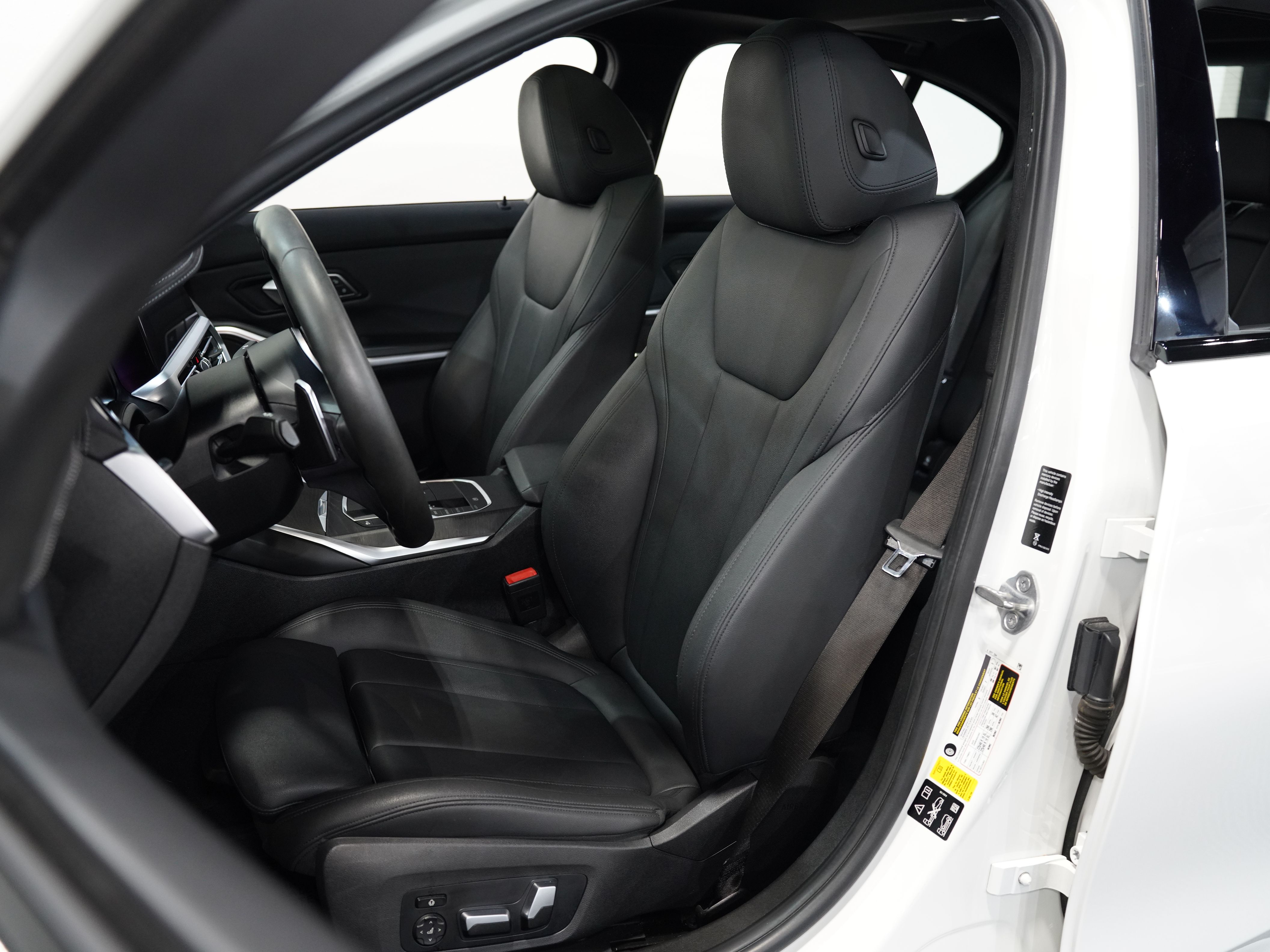 ALPINE WHITE, 2020 BMW 3 SERIES Image 29