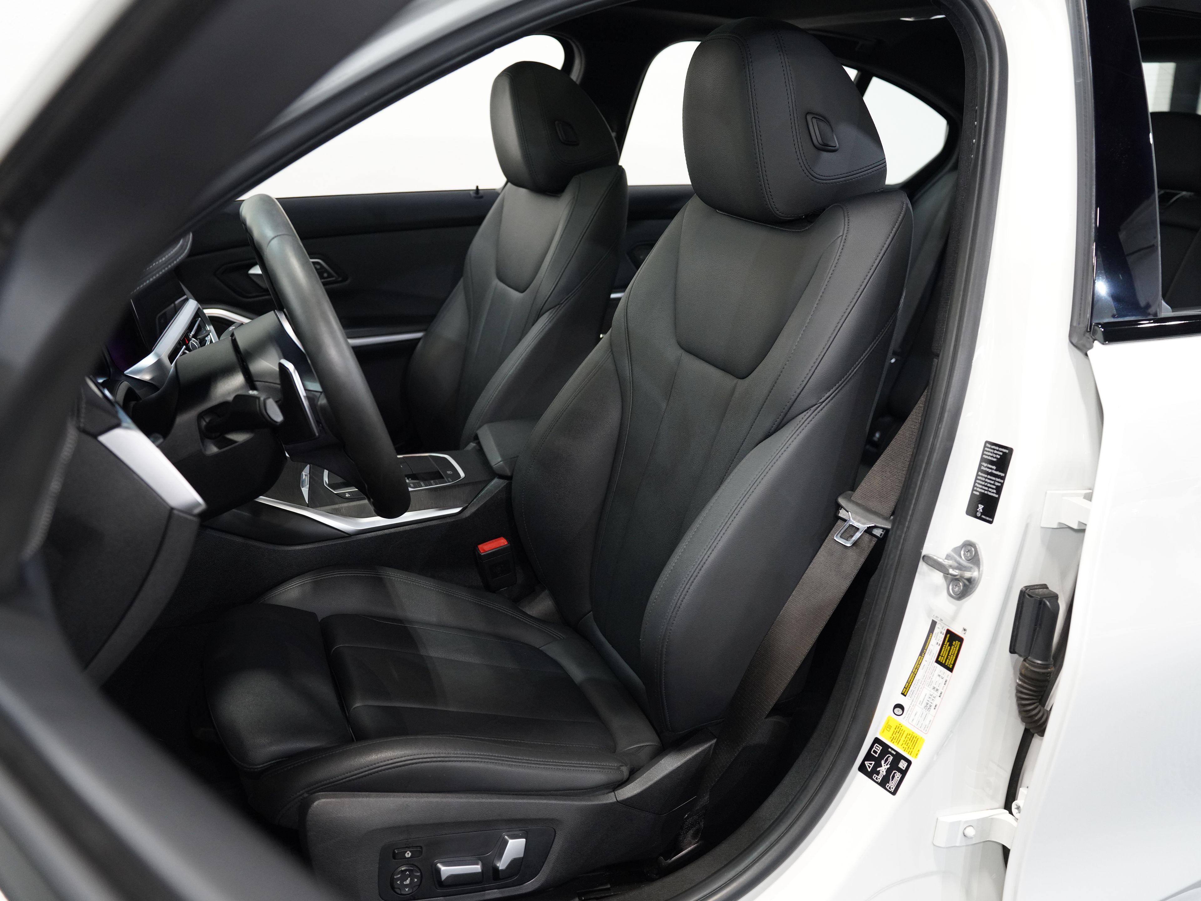 ALPINE WHITE, 2020 BMW 3 SERIES Image 29