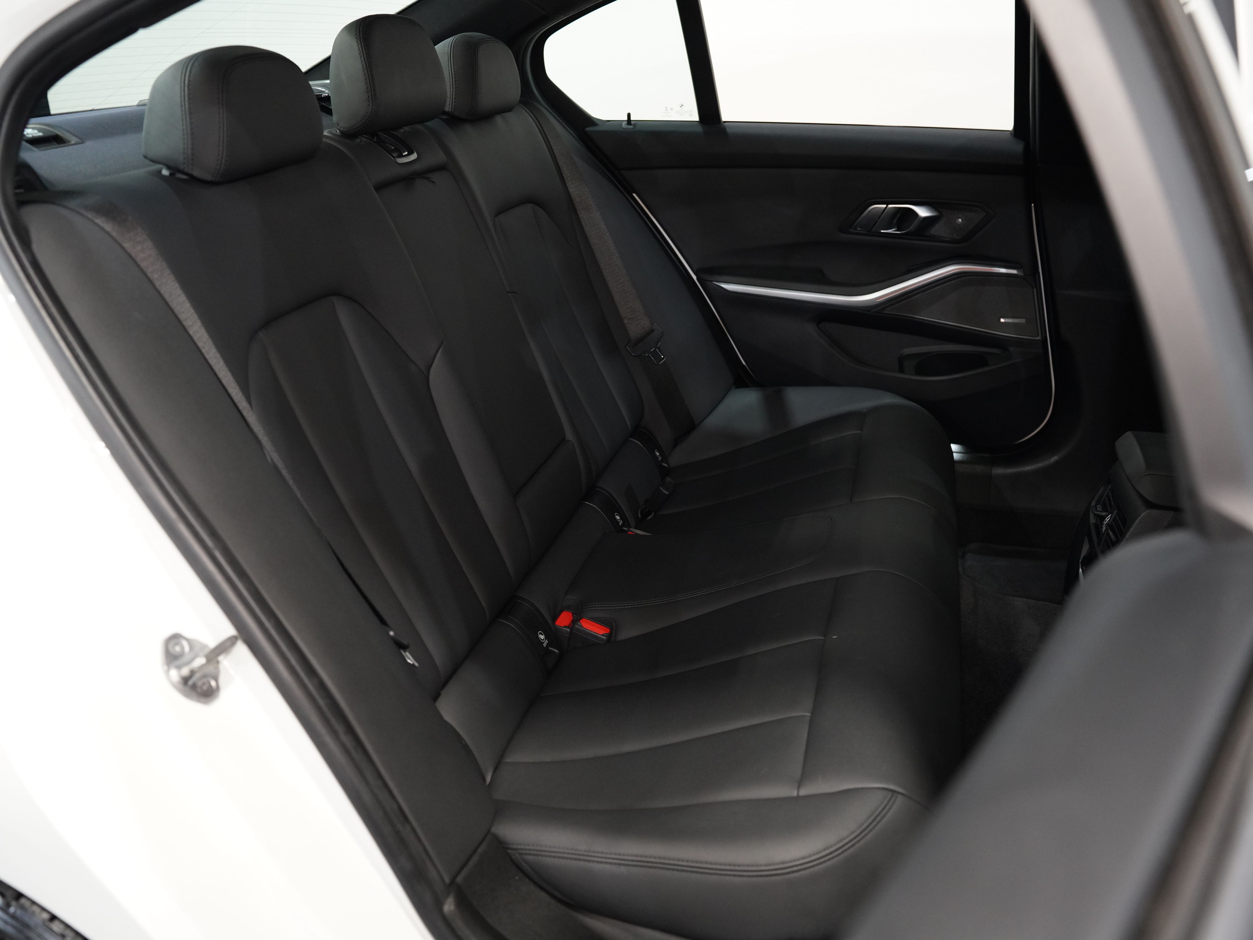 ALPINE WHITE, 2020 BMW 3 SERIES Image 37