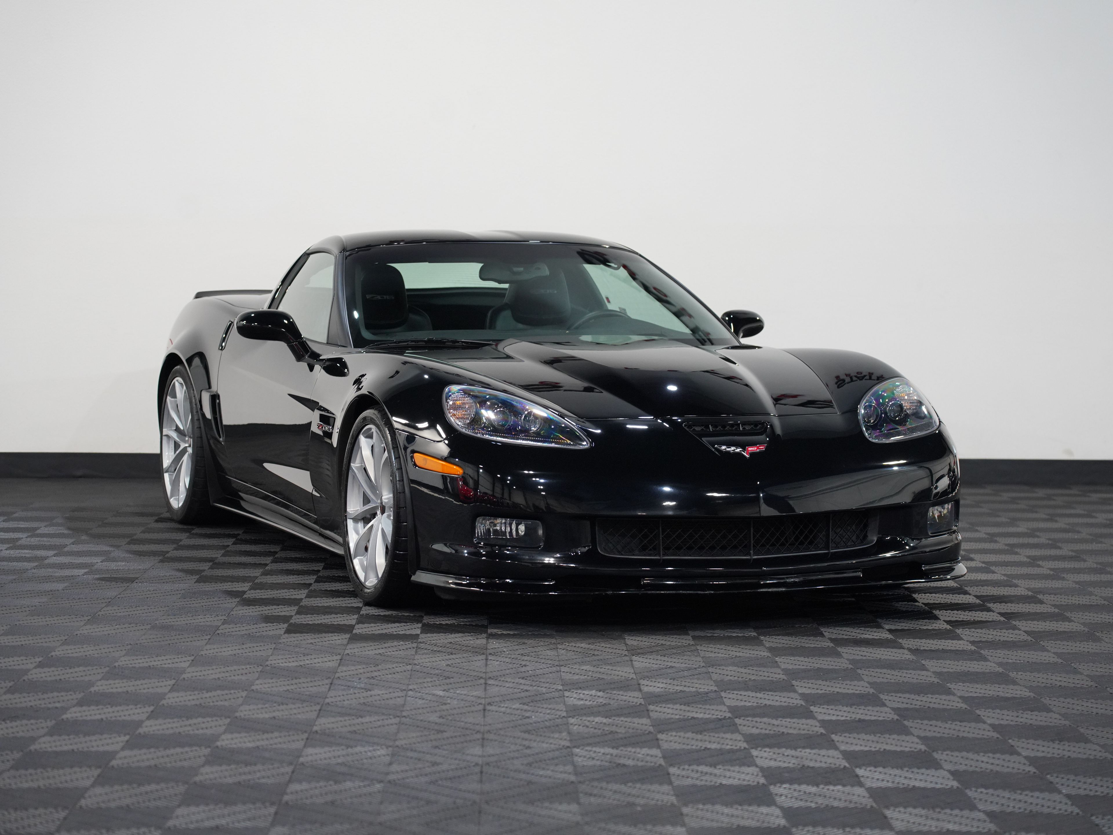 BLACK, 2013 CHEVROLET CORVETTE Image 5