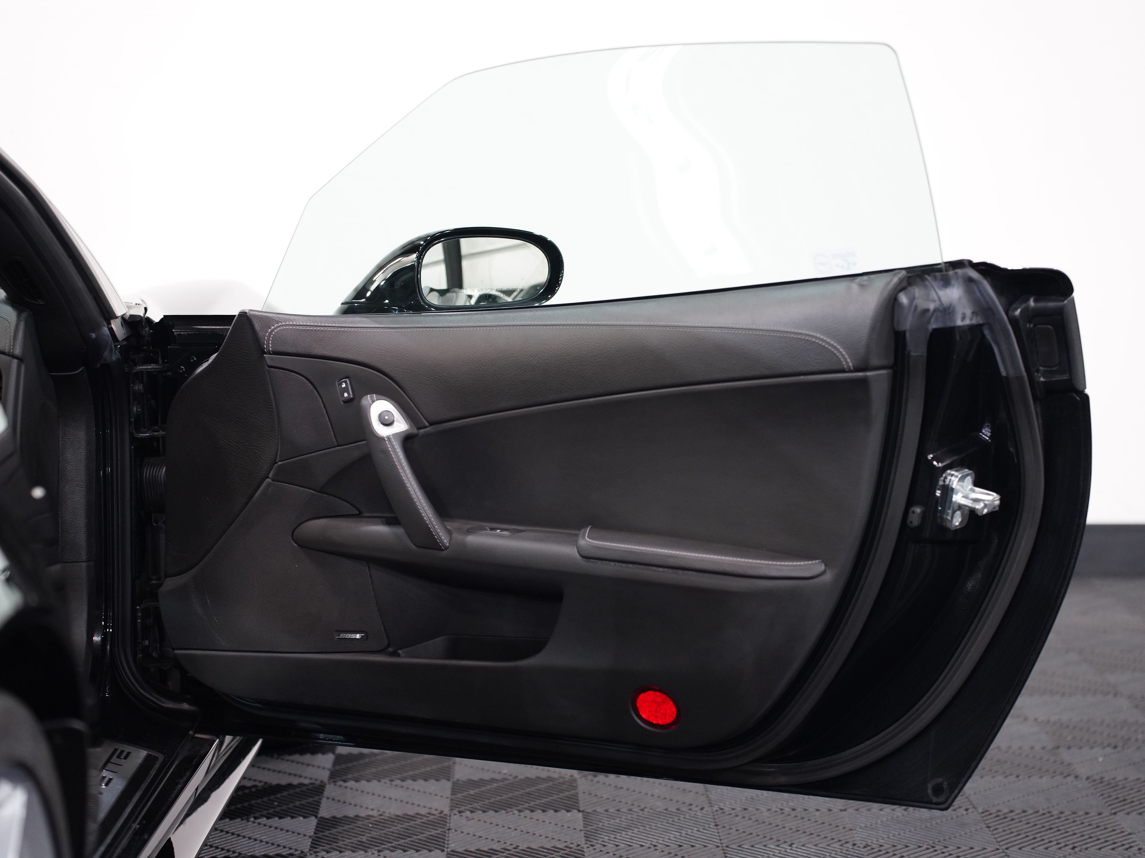 BLACK, 2013 CHEVROLET CORVETTE Image 23