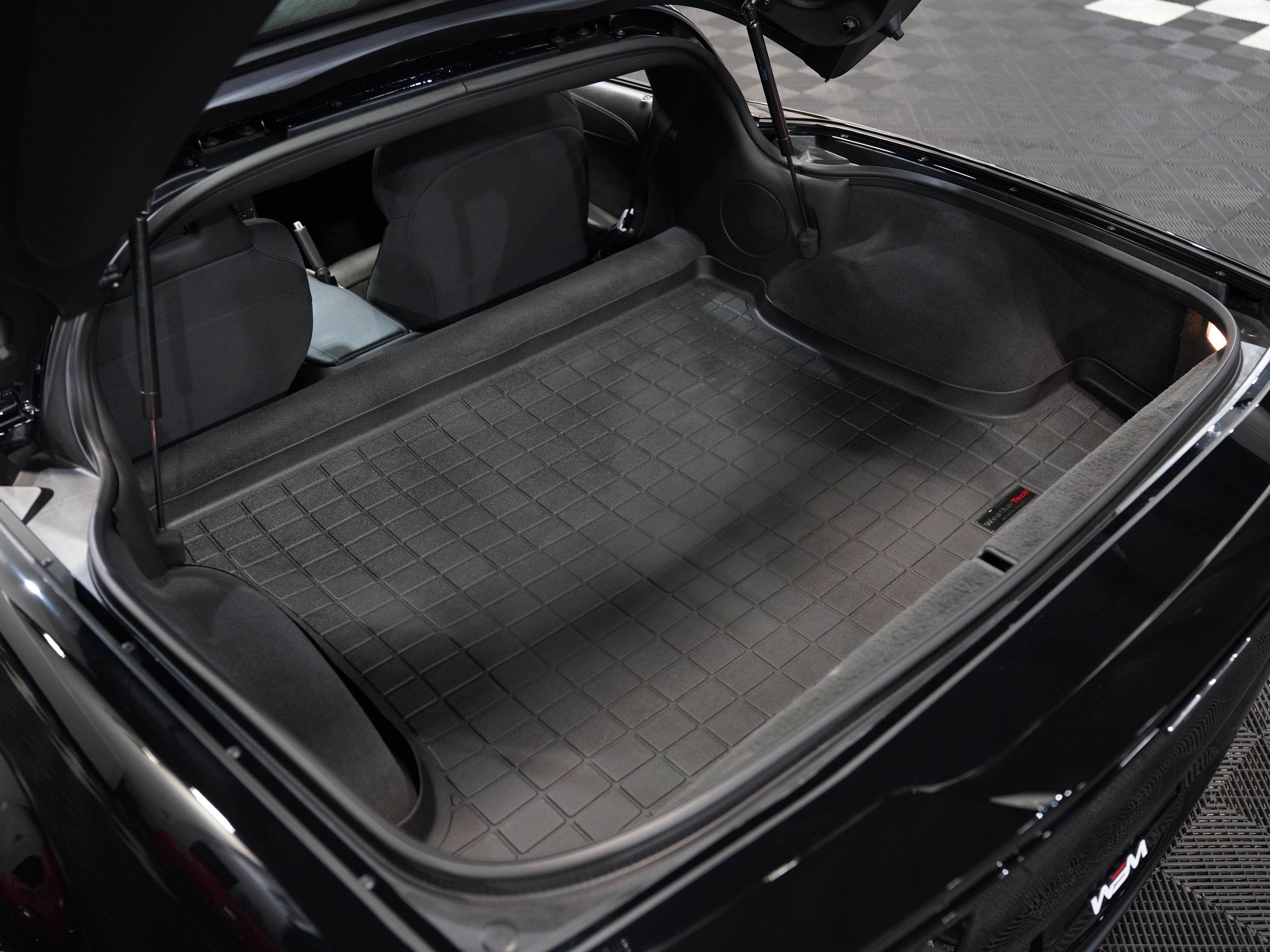 BLACK, 2013 CHEVROLET CORVETTE Image 43