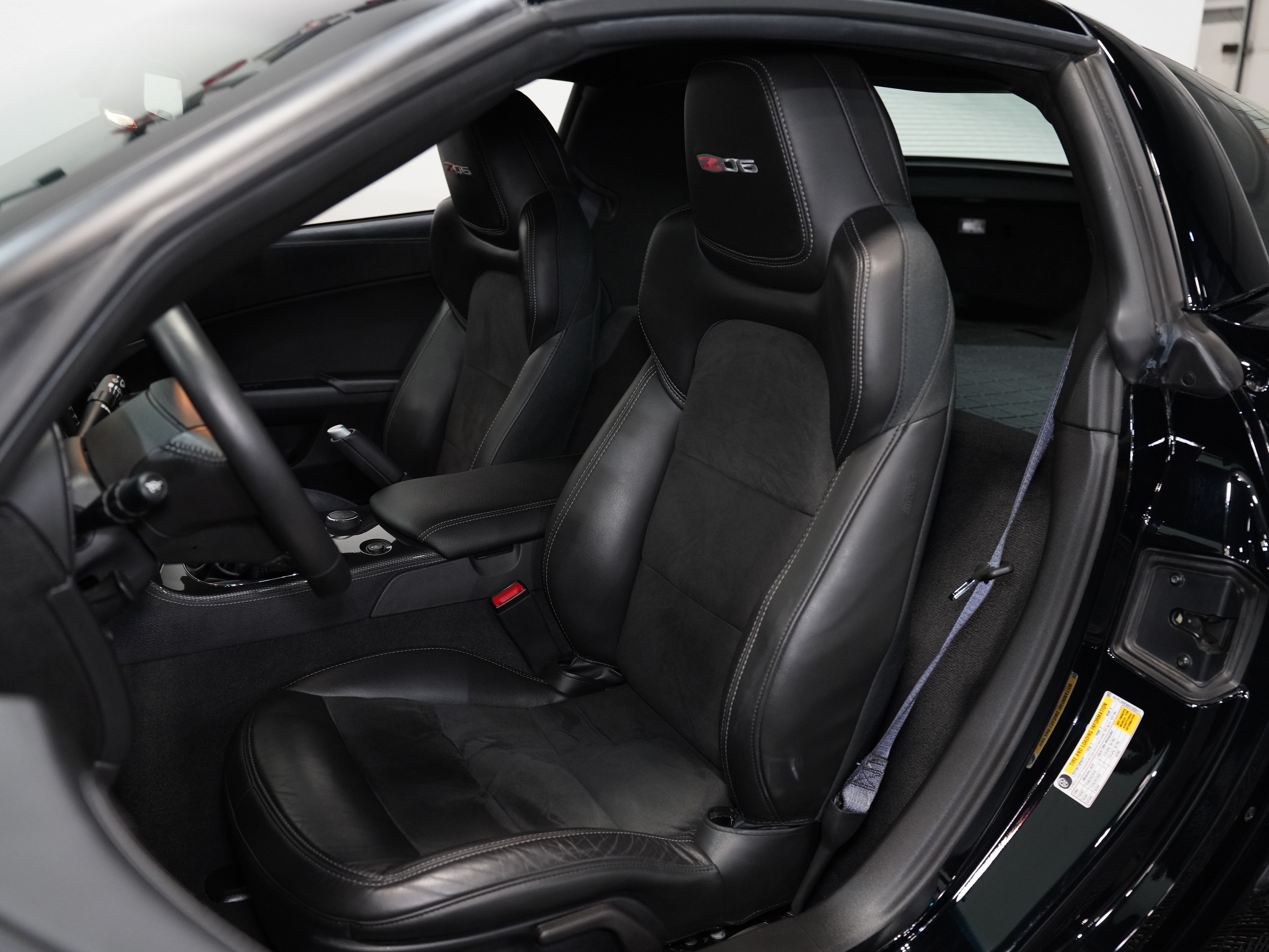 BLACK, 2013 CHEVROLET CORVETTE Image 26