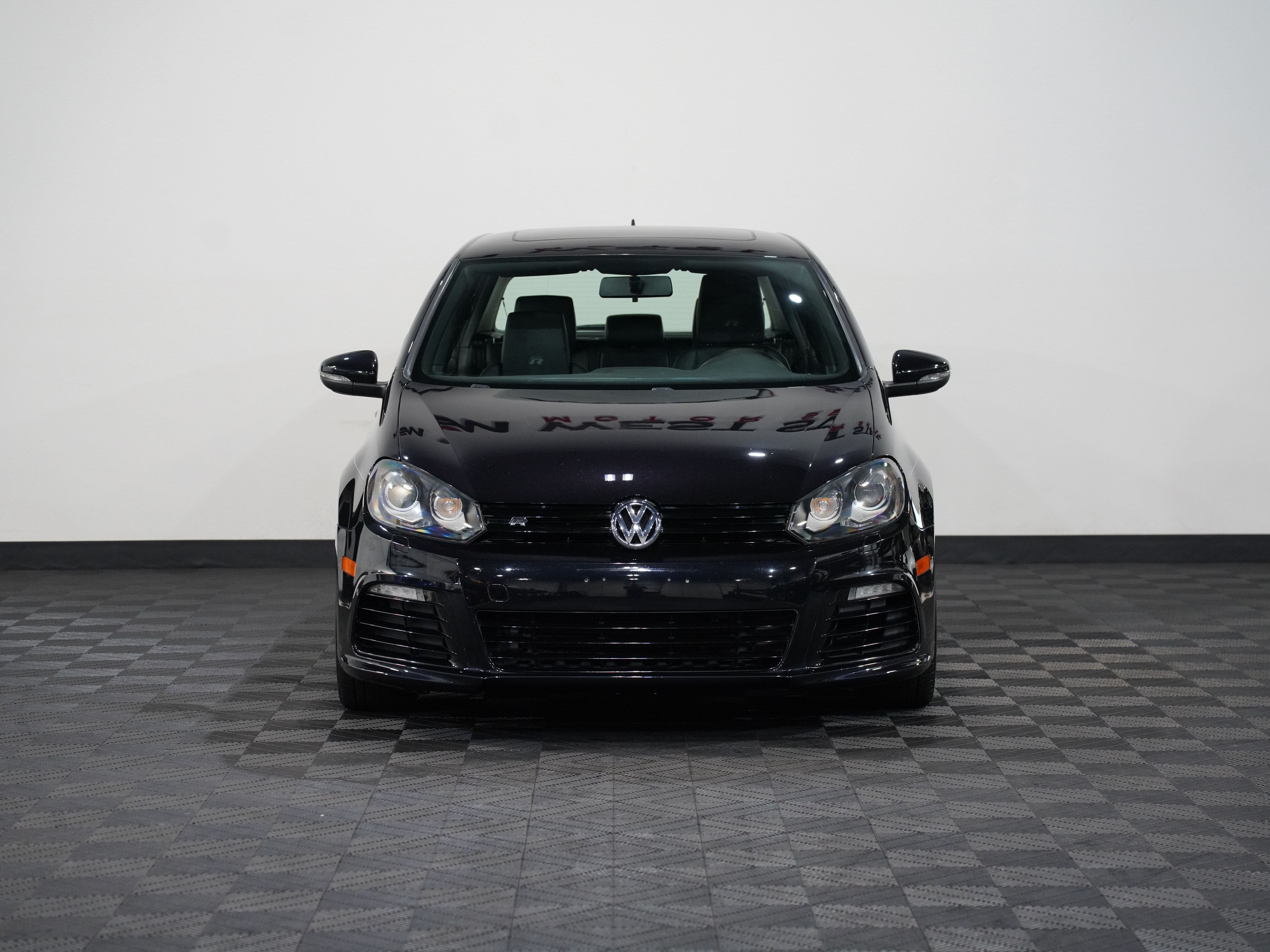 BLACK, 2013 VOLKSWAGEN GOLF Image 4