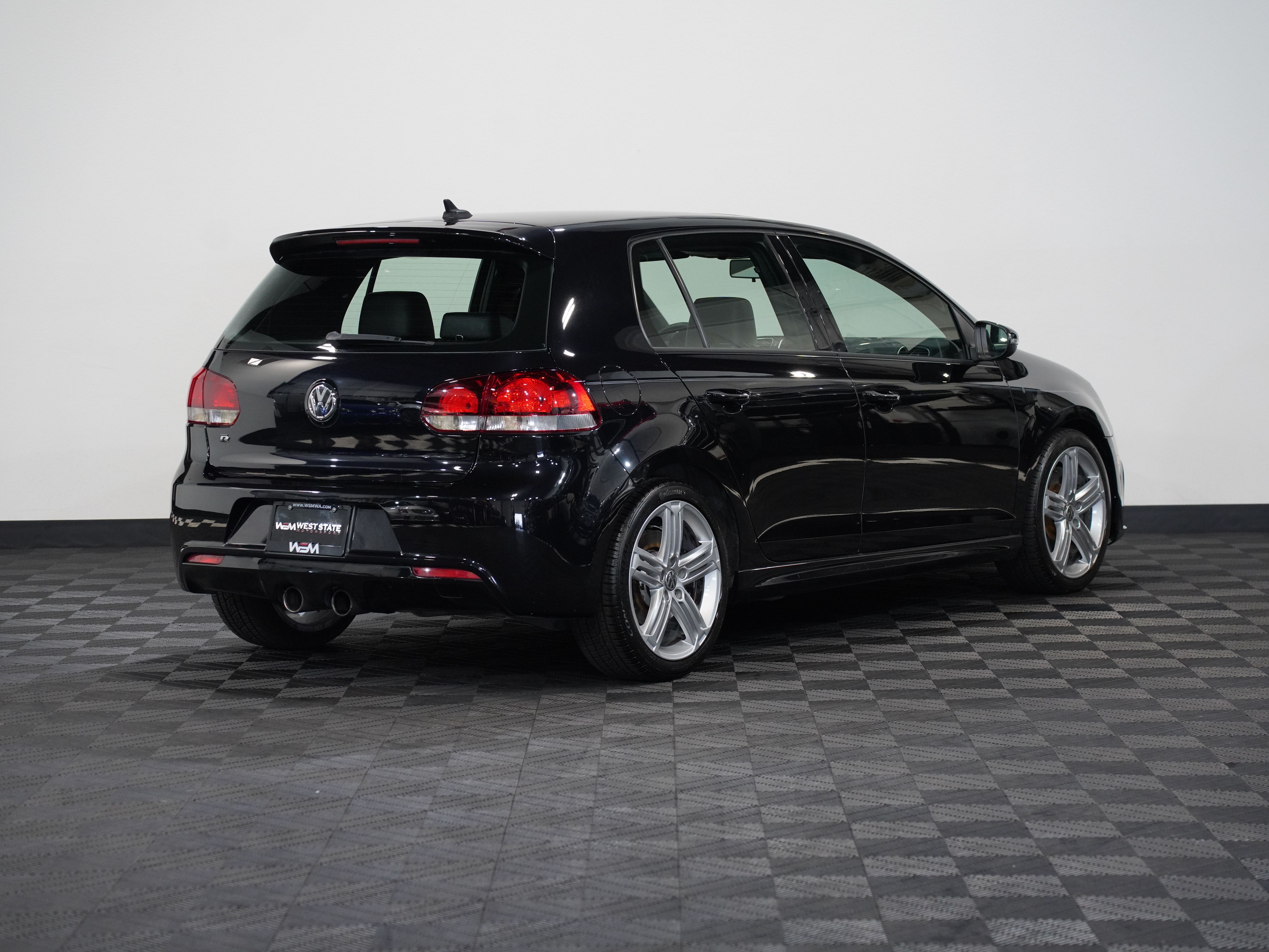 BLACK, 2013 VOLKSWAGEN GOLF Image 6