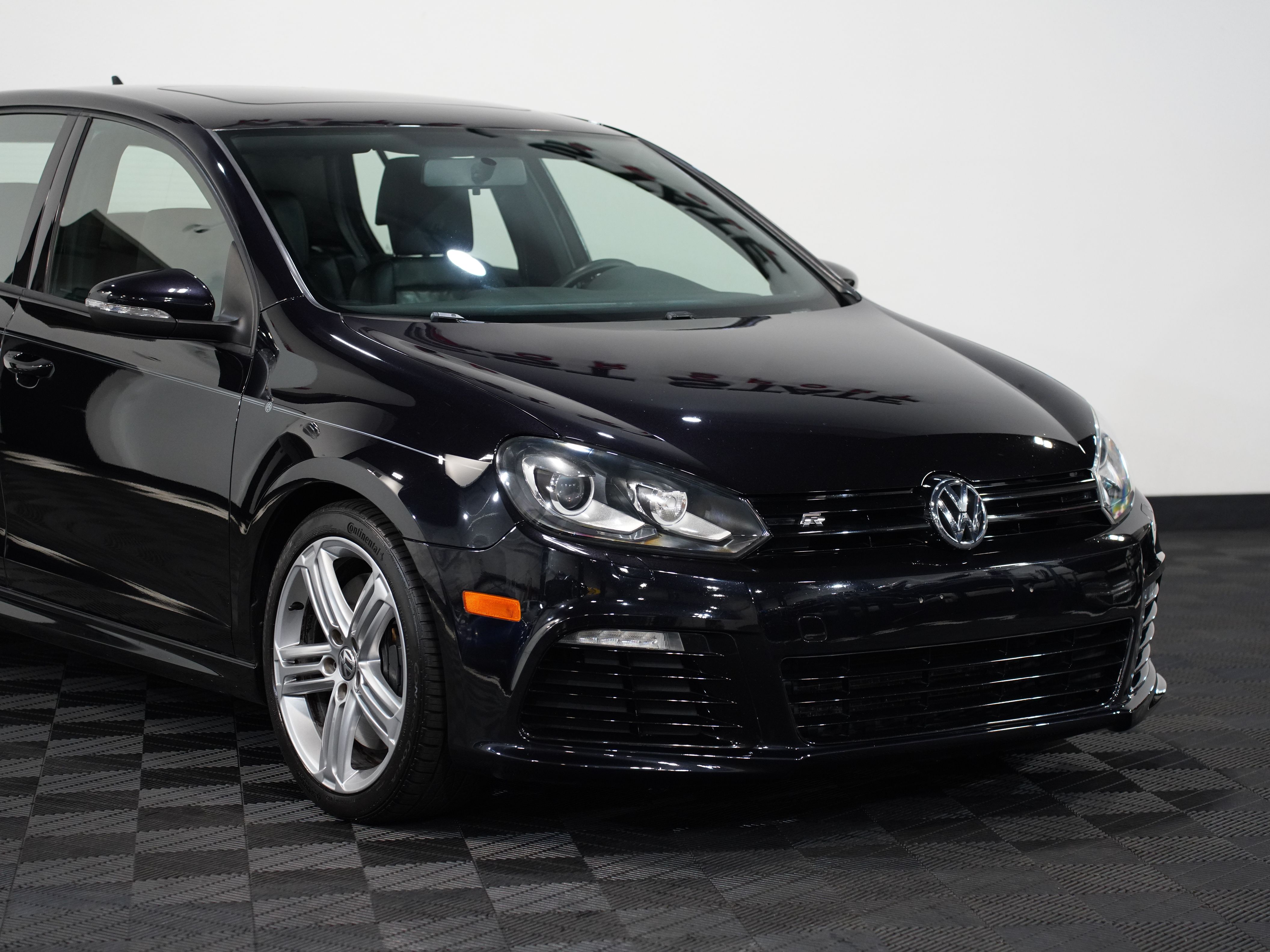 BLACK, 2013 VOLKSWAGEN GOLF Image 9