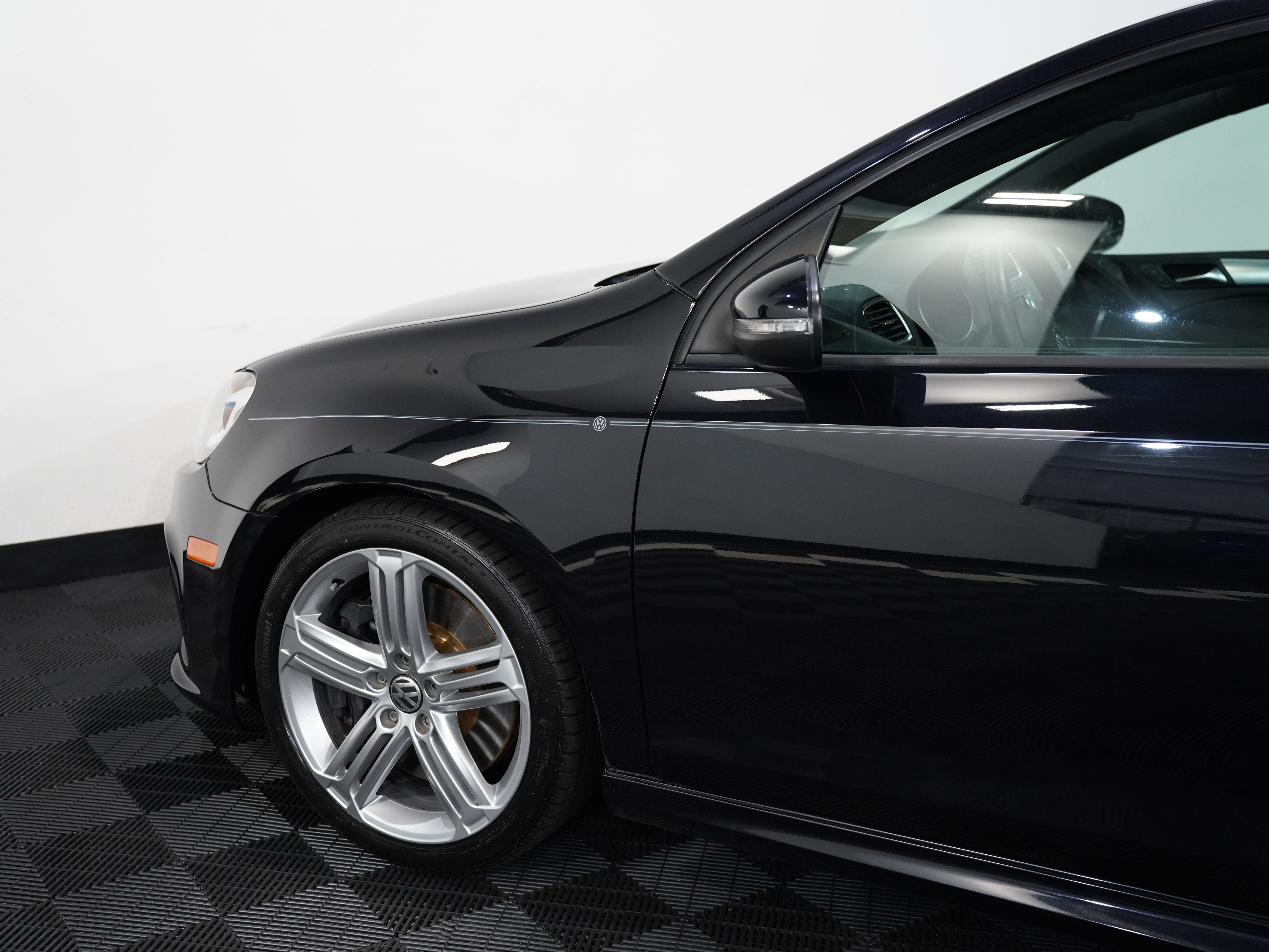 BLACK, 2013 VOLKSWAGEN GOLF Image 20