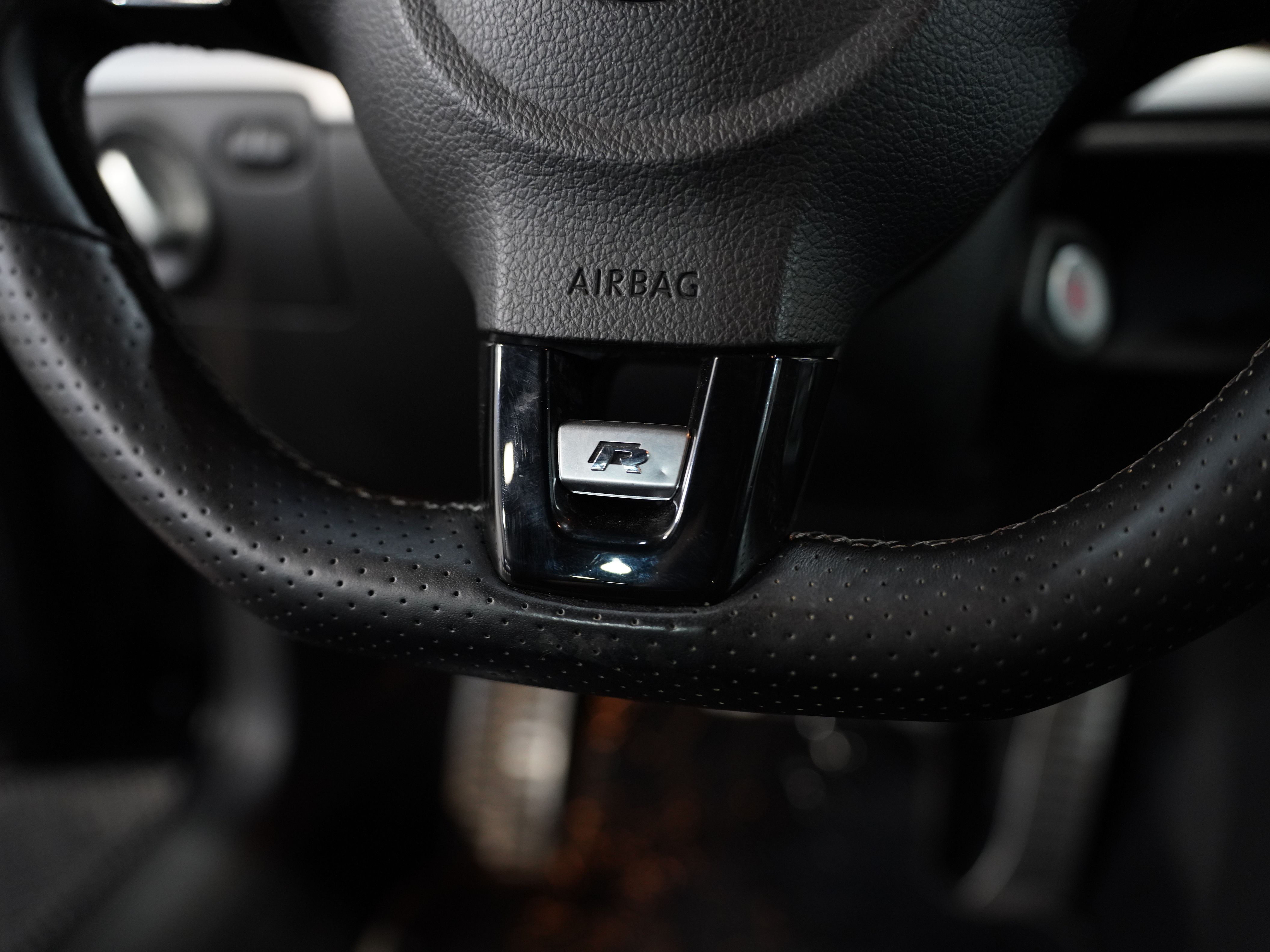 BLACK, 2013 VOLKSWAGEN GOLF Image 45