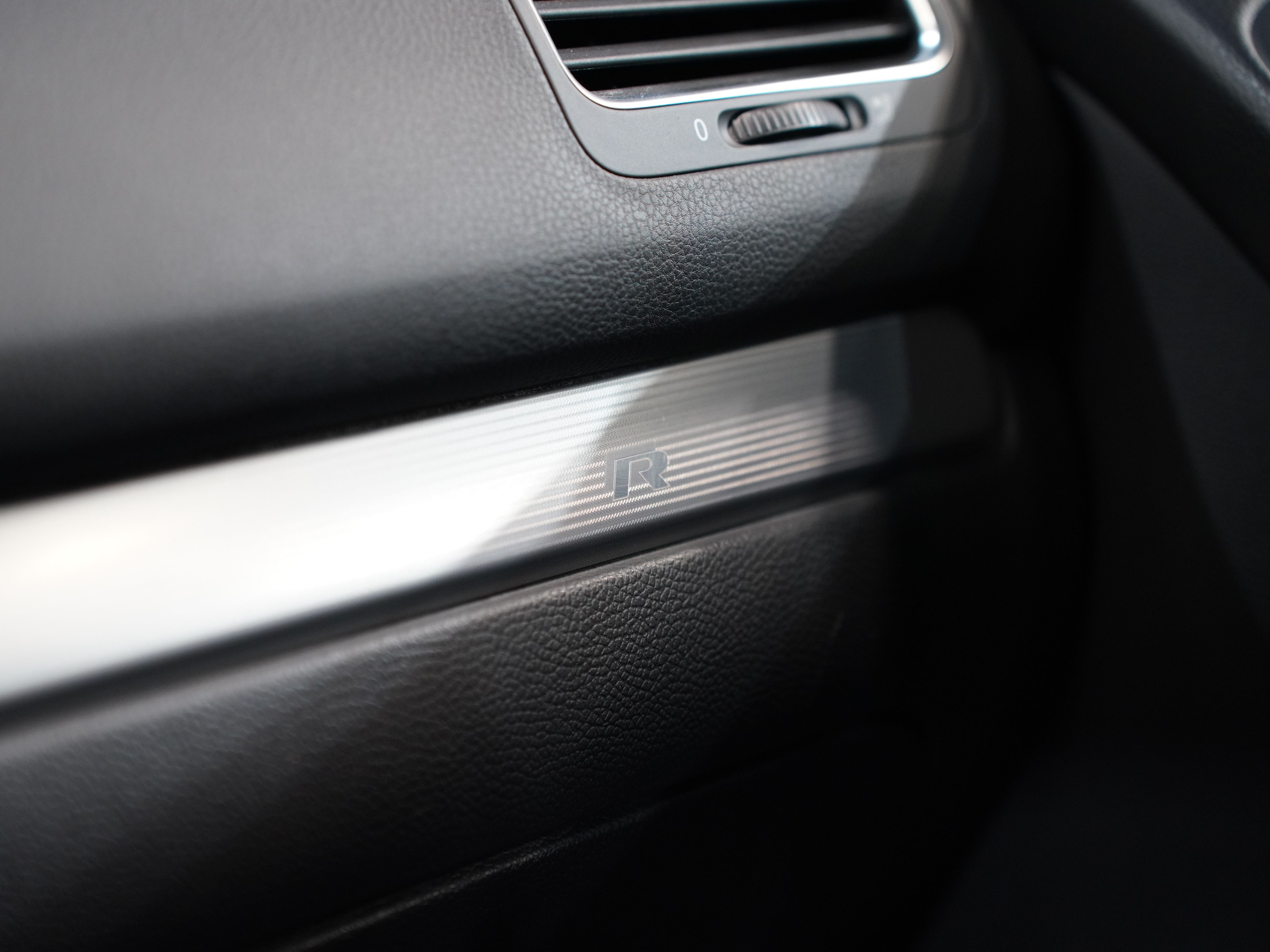 BLACK, 2013 VOLKSWAGEN GOLF Image 50