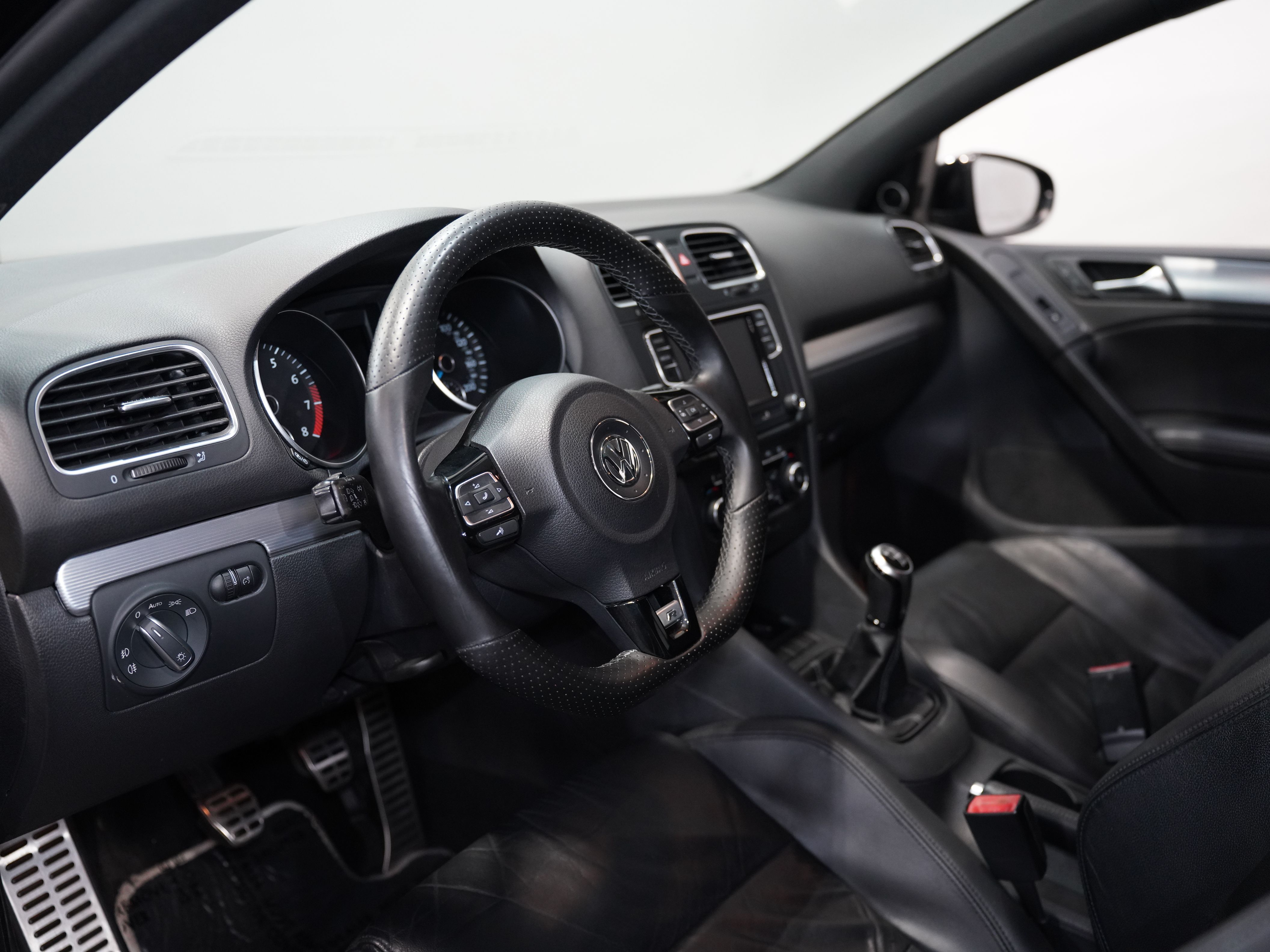 BLACK, 2013 VOLKSWAGEN GOLF Image 34