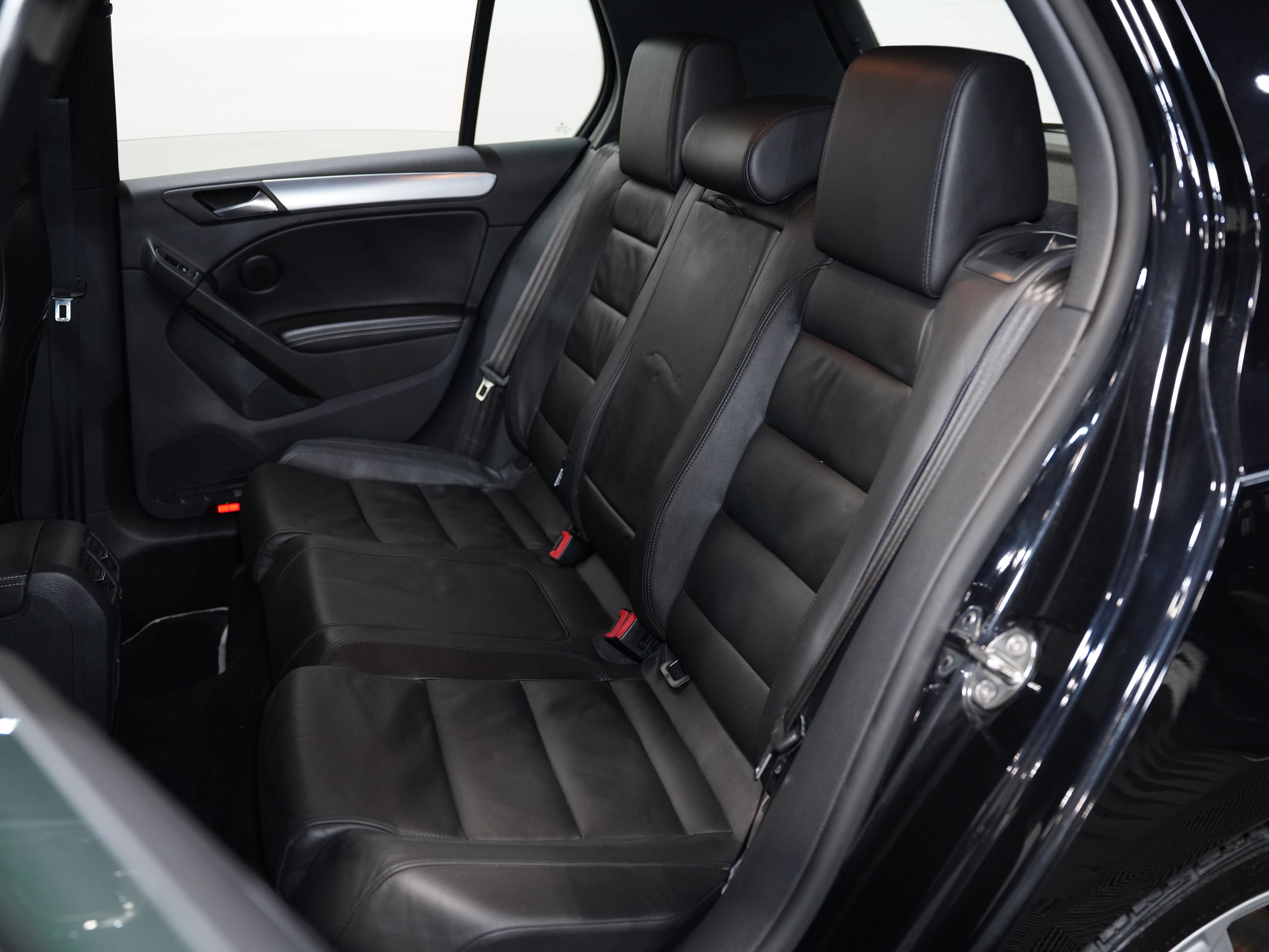 BLACK, 2013 VOLKSWAGEN GOLF Image 38