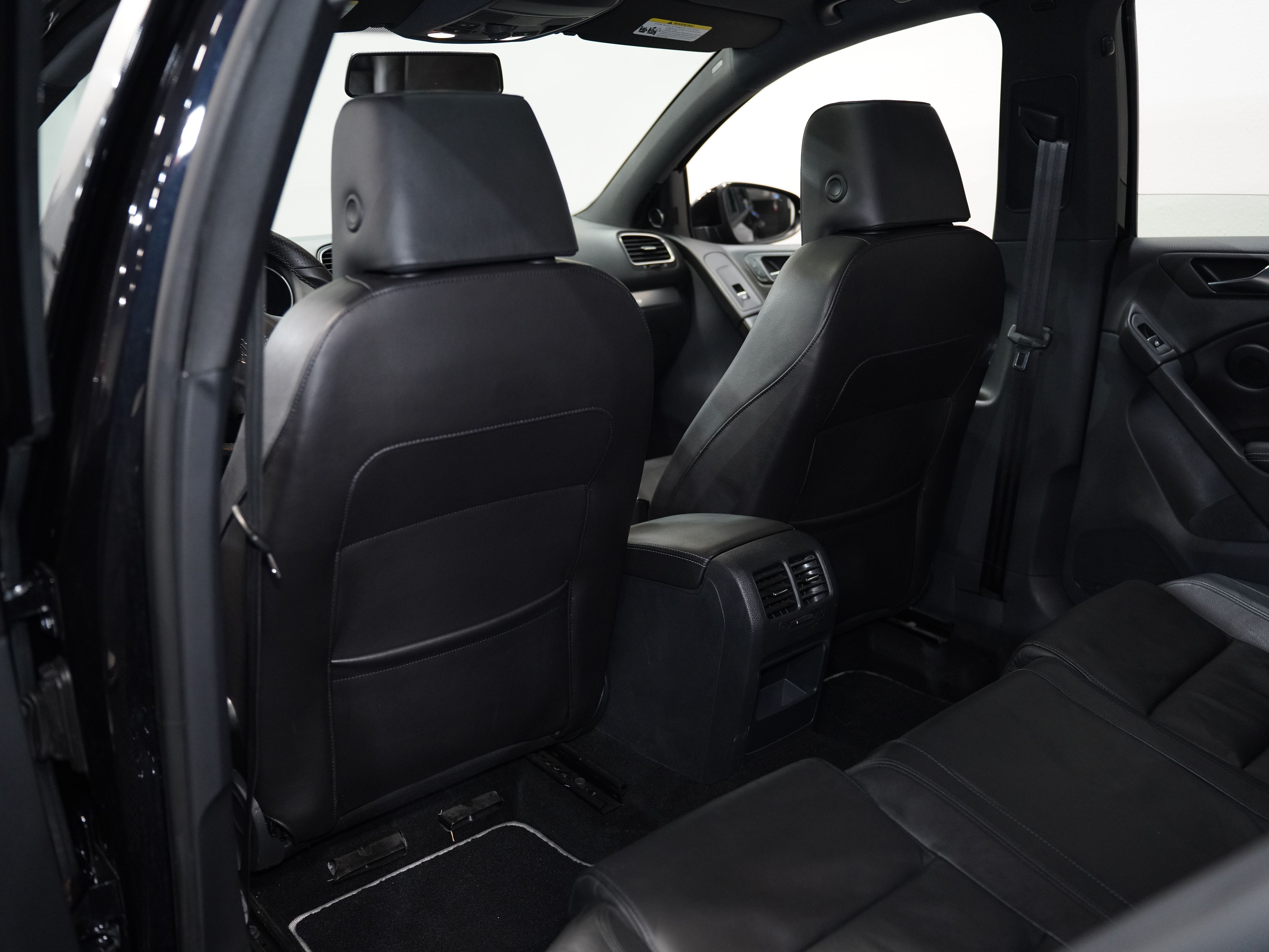 BLACK, 2013 VOLKSWAGEN GOLF Image 39