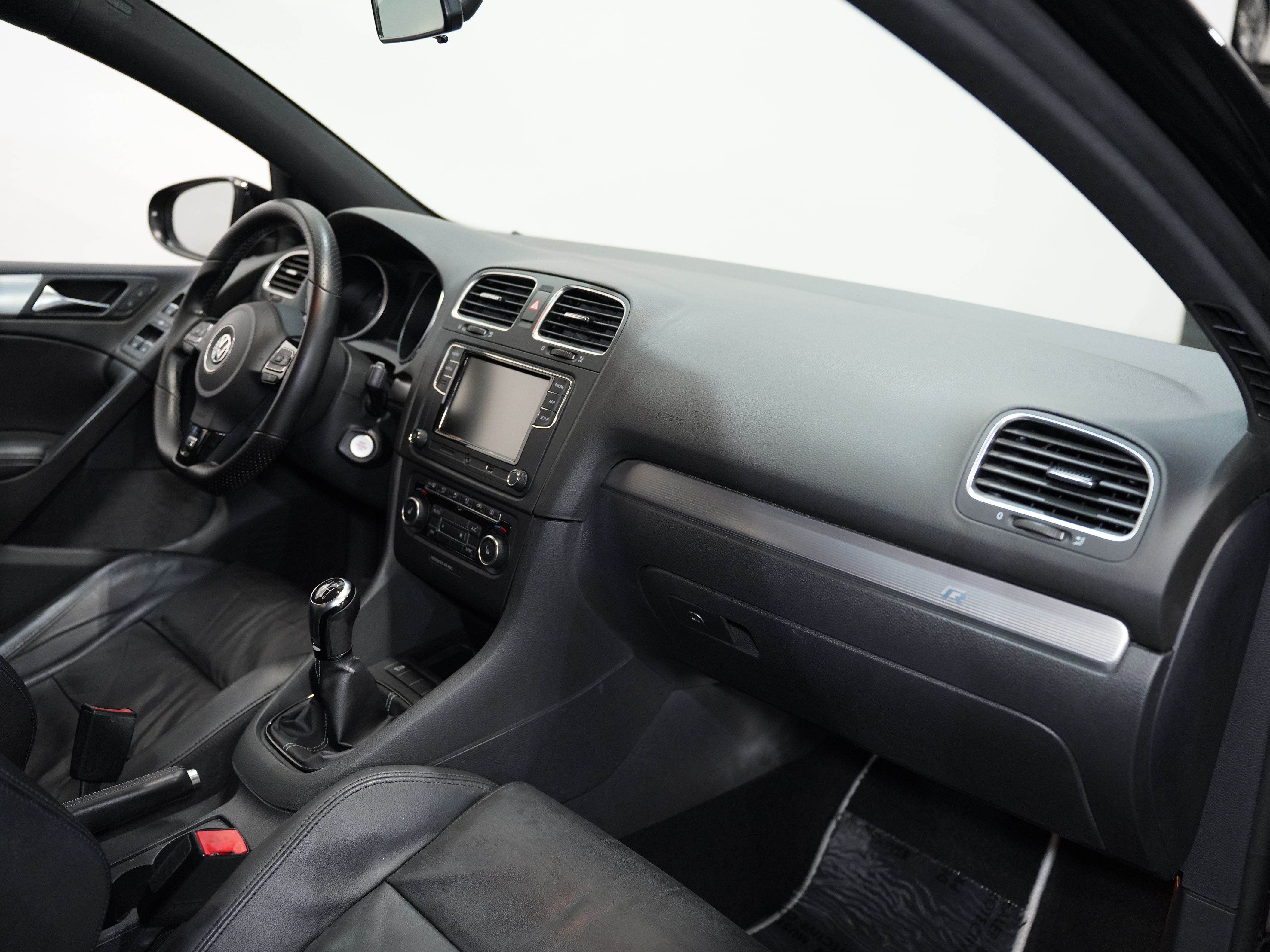 BLACK, 2013 VOLKSWAGEN GOLF Image 37