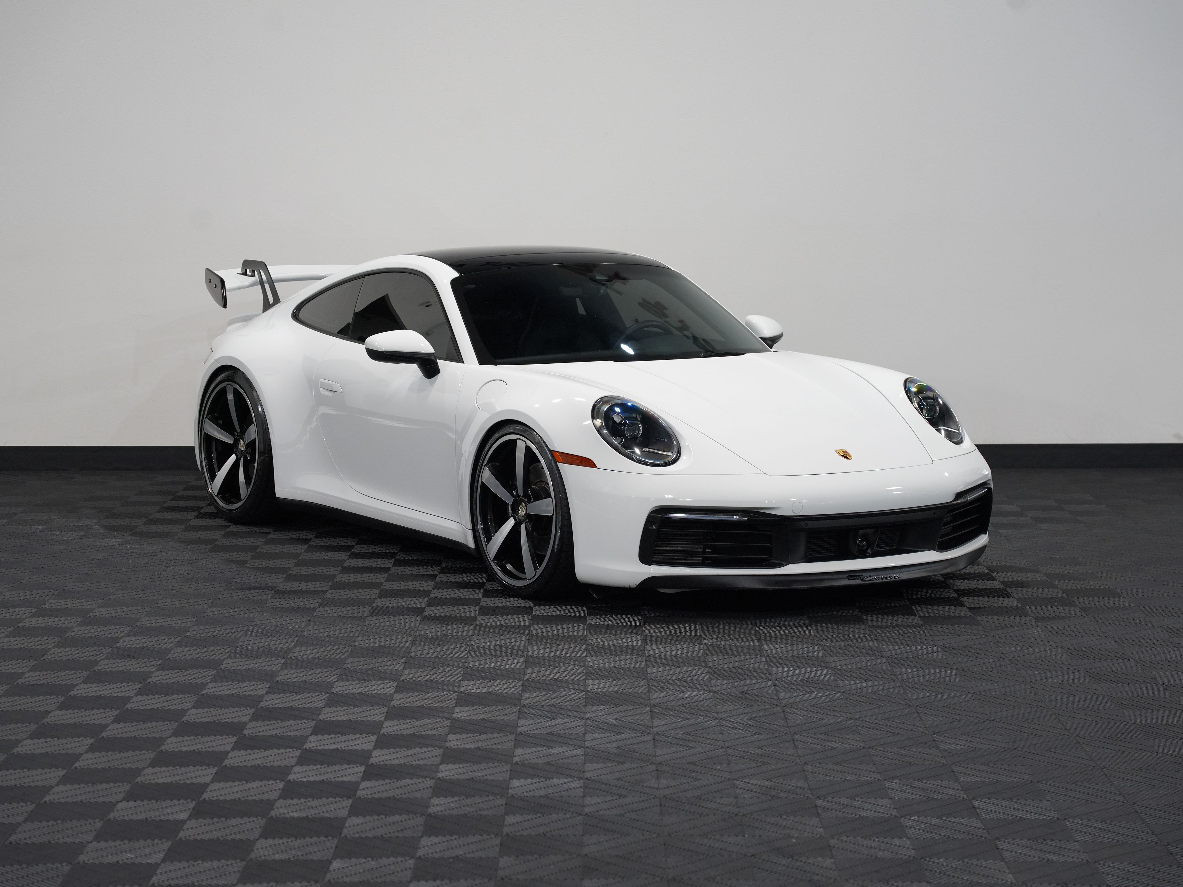2020 PORSCHE 911 Image 5