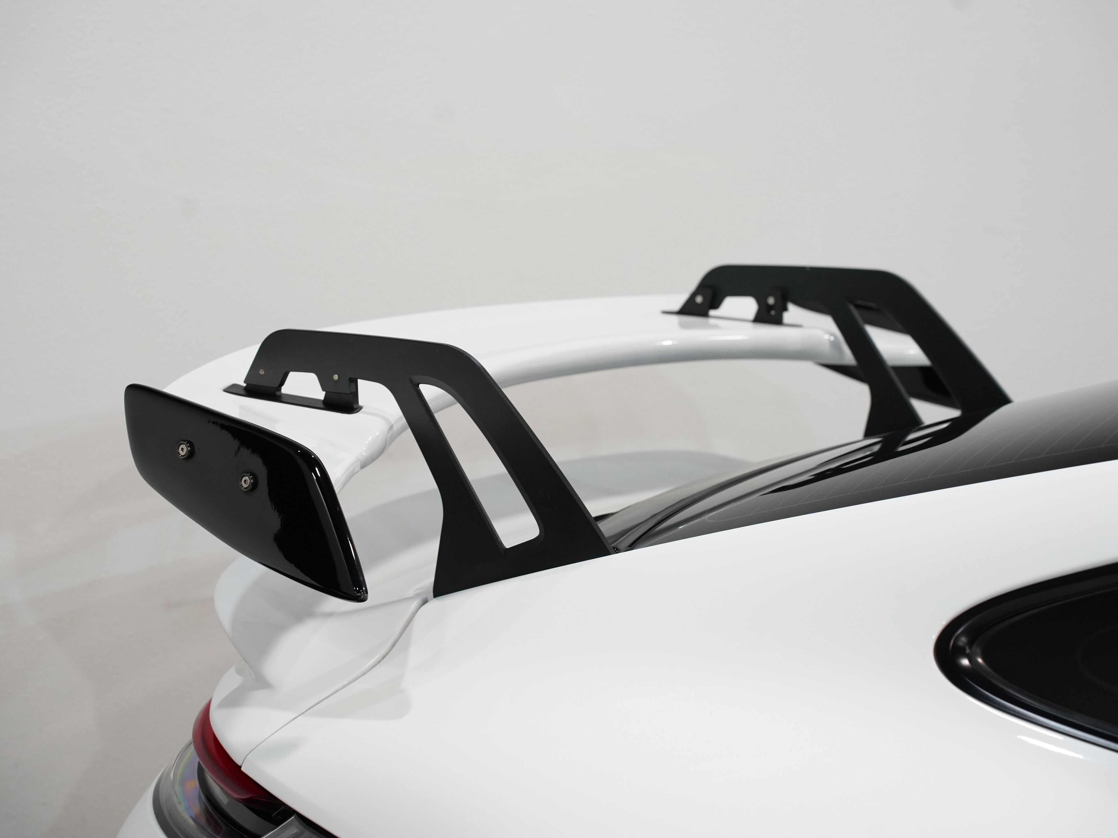 2020 PORSCHE 911 Image 16