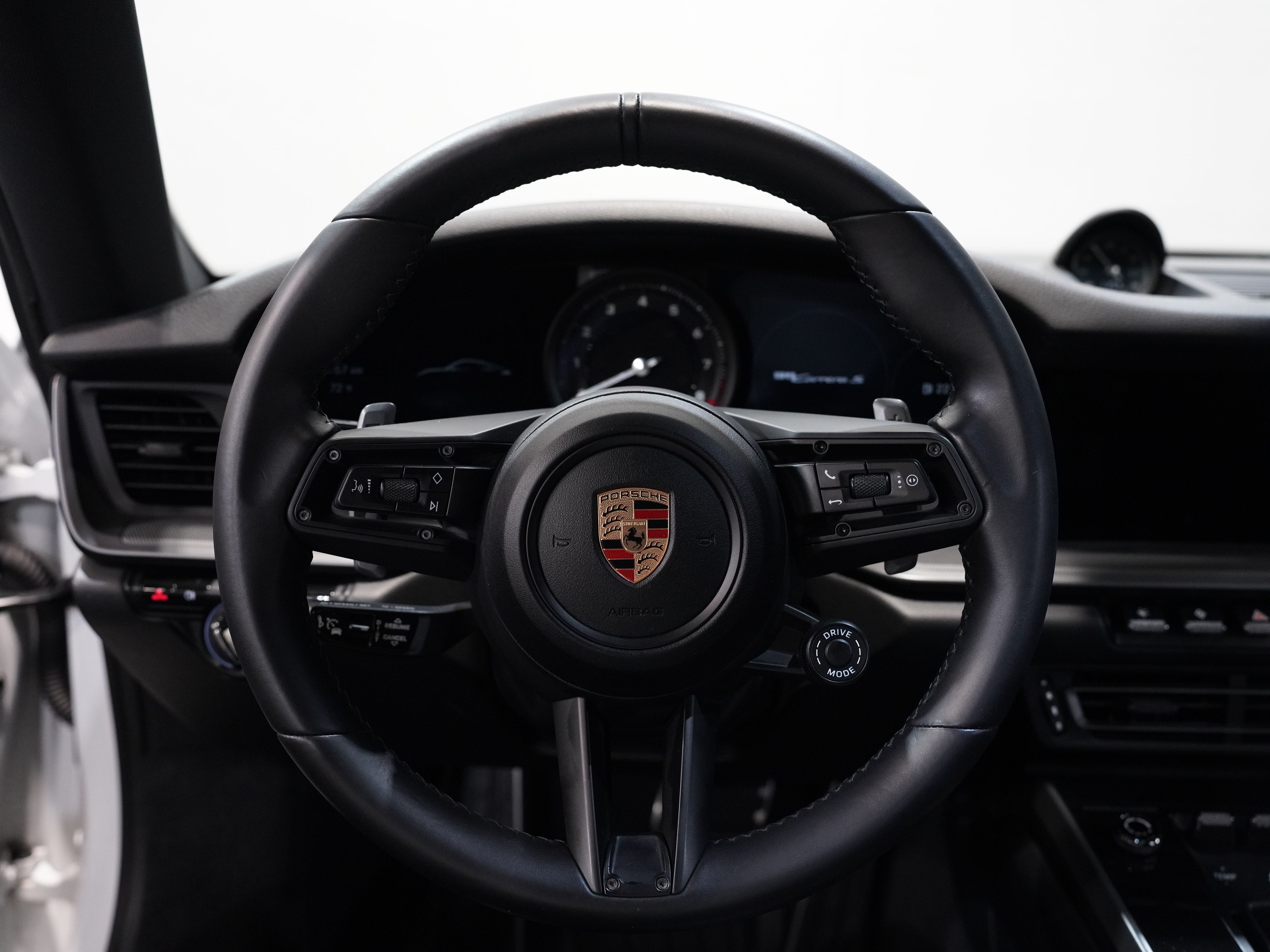 2020 PORSCHE 911 Image 34