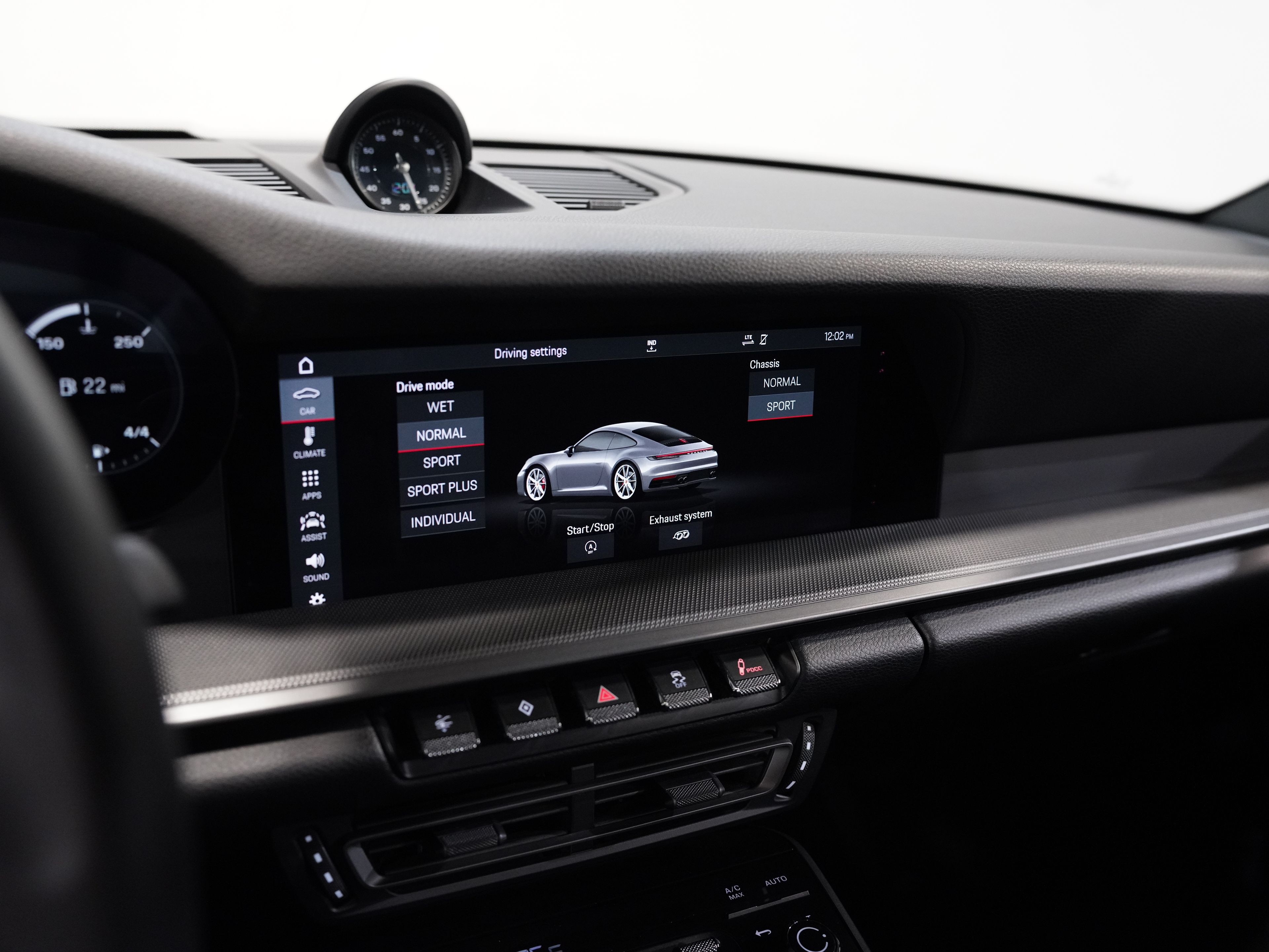 2020 PORSCHE 911 Image 39