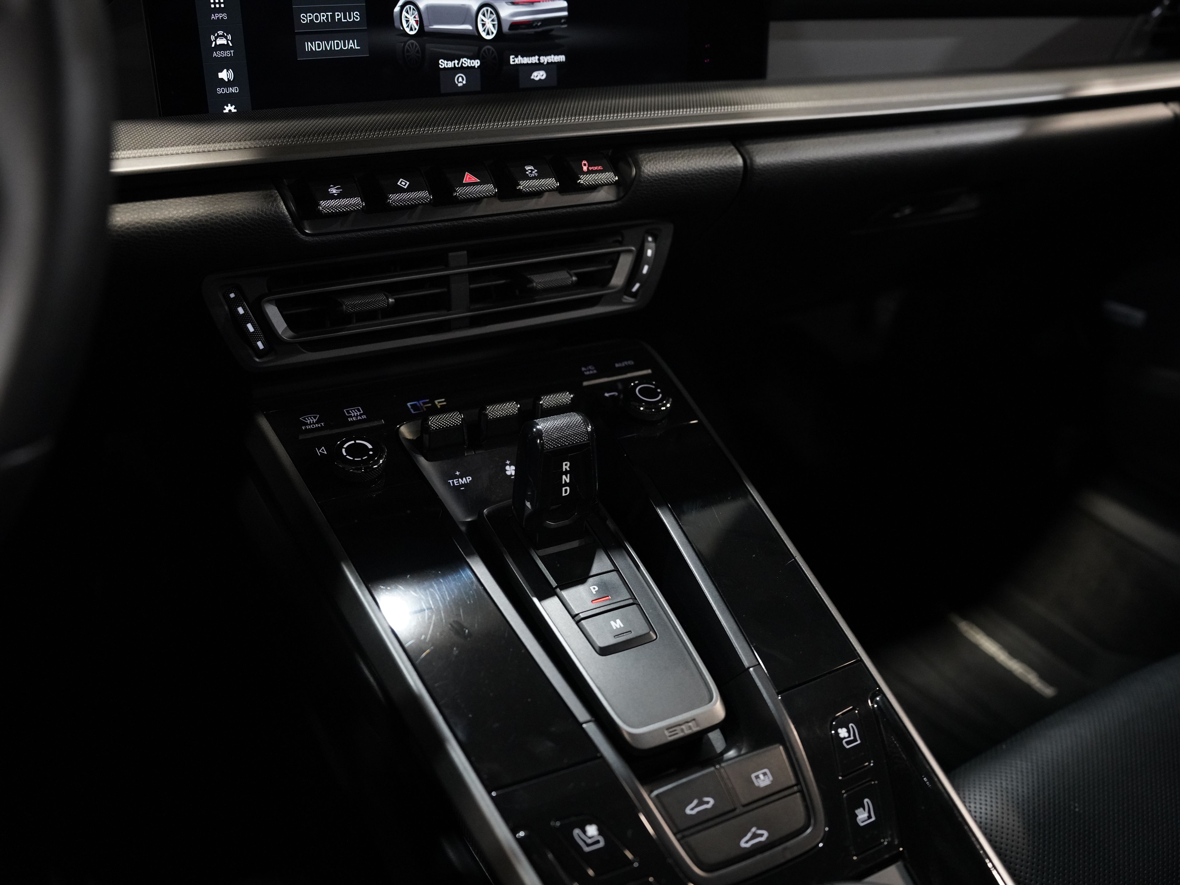 2020 PORSCHE 911 Image 40