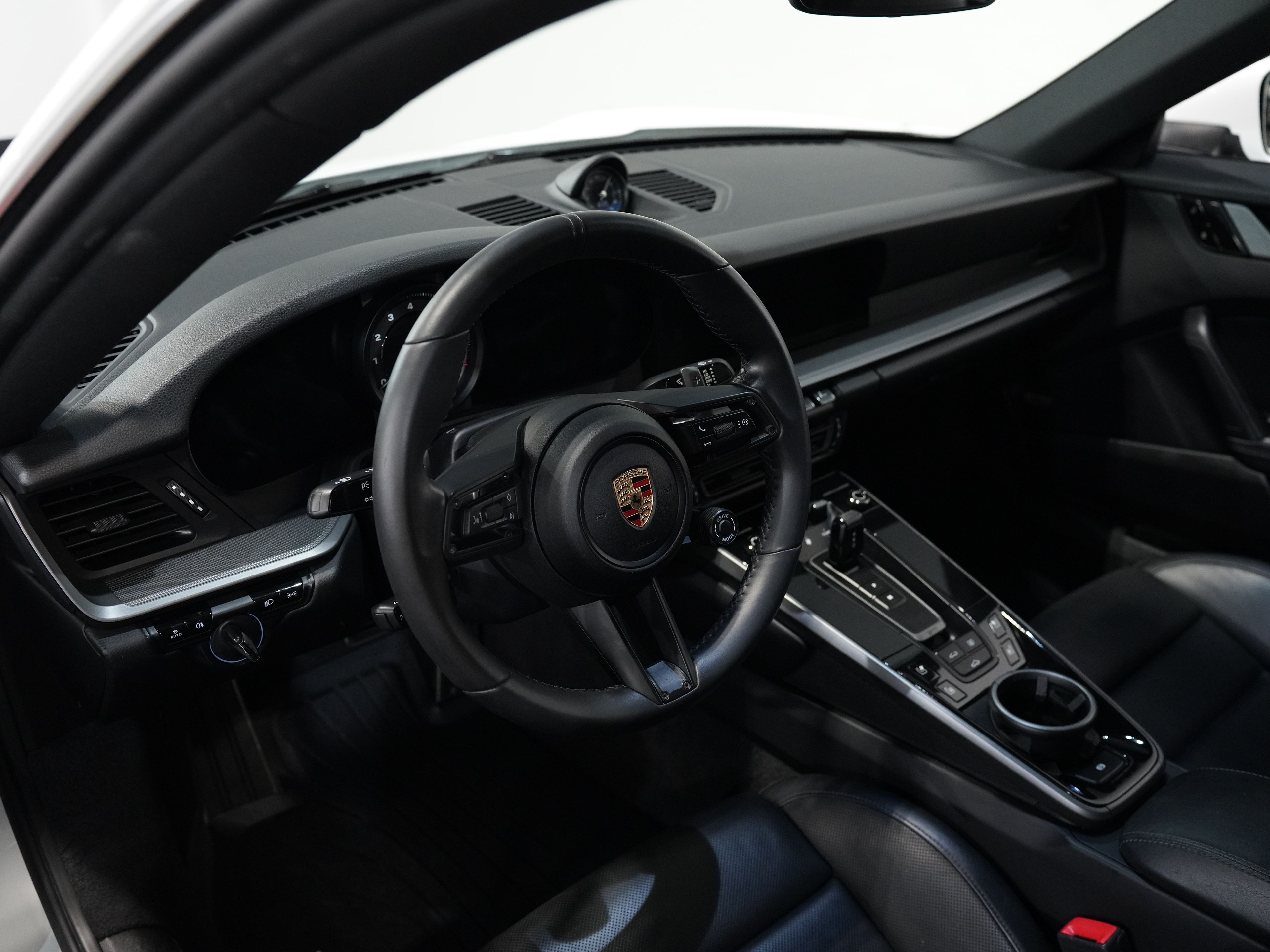 2020 PORSCHE 911 Image 29