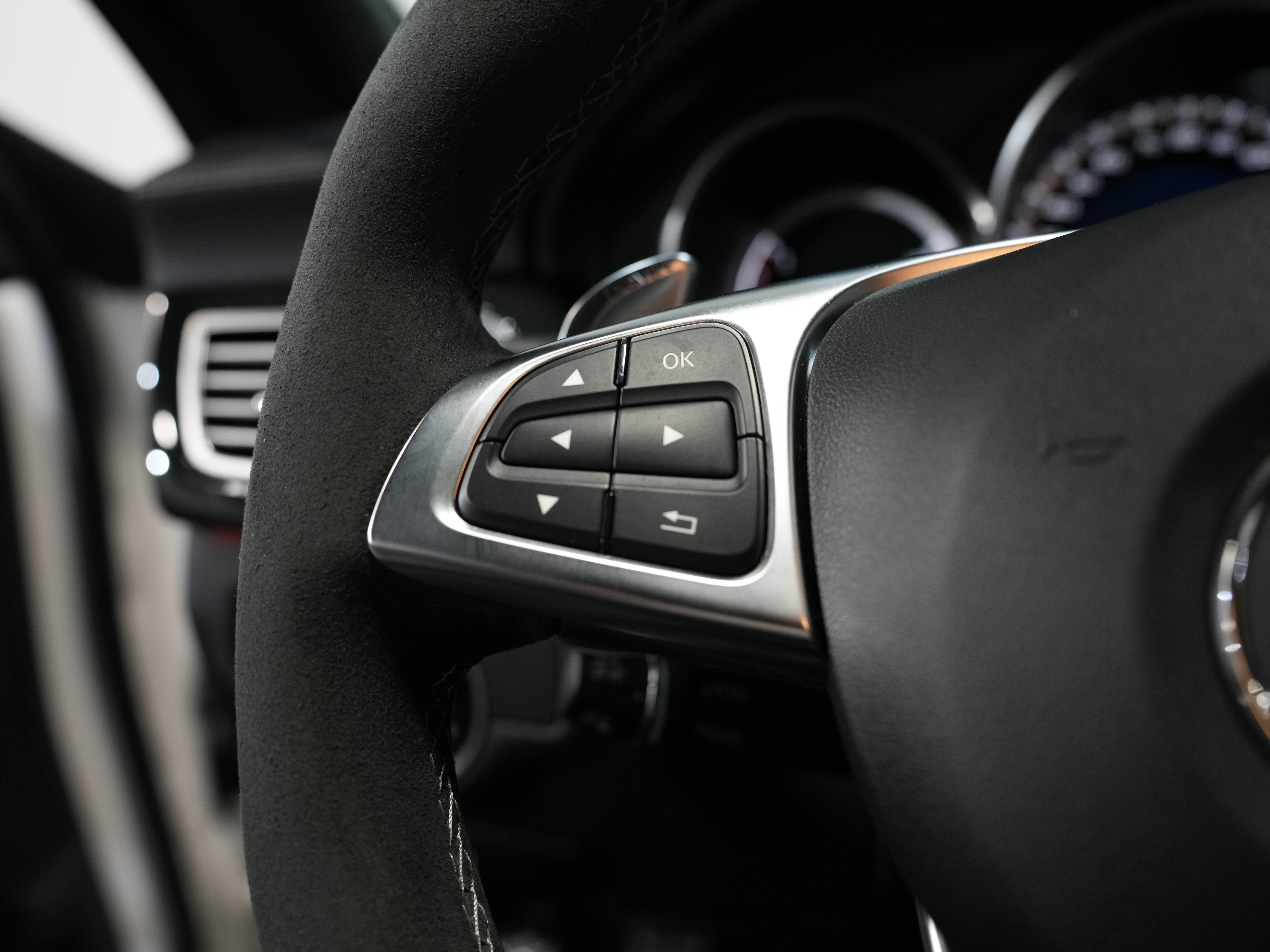 WHITE, 2017 MERCEDES-BENZ MERCEDES-AMG CLS Image 42