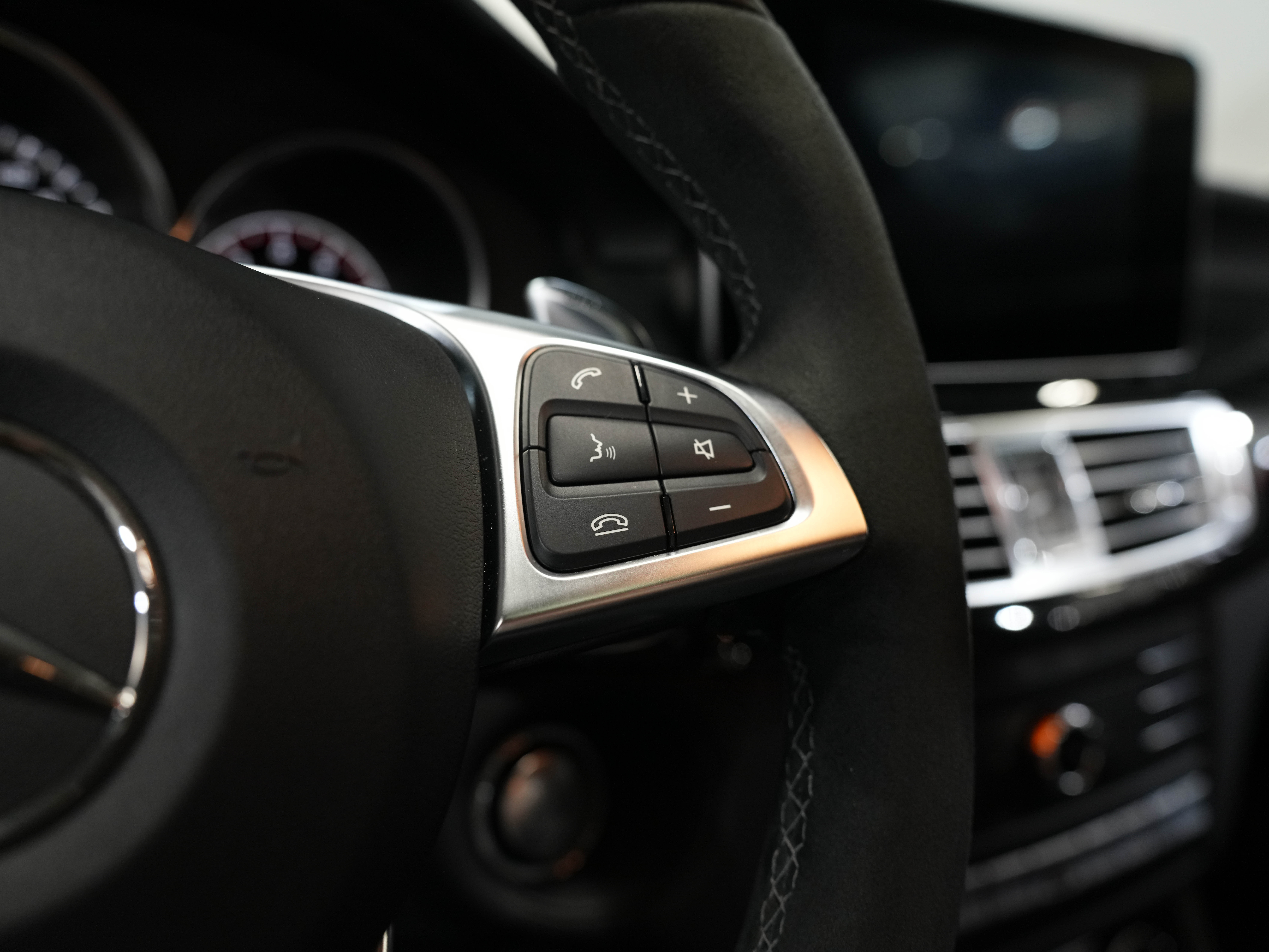WHITE, 2017 MERCEDES-BENZ MERCEDES-AMG CLS Image 43