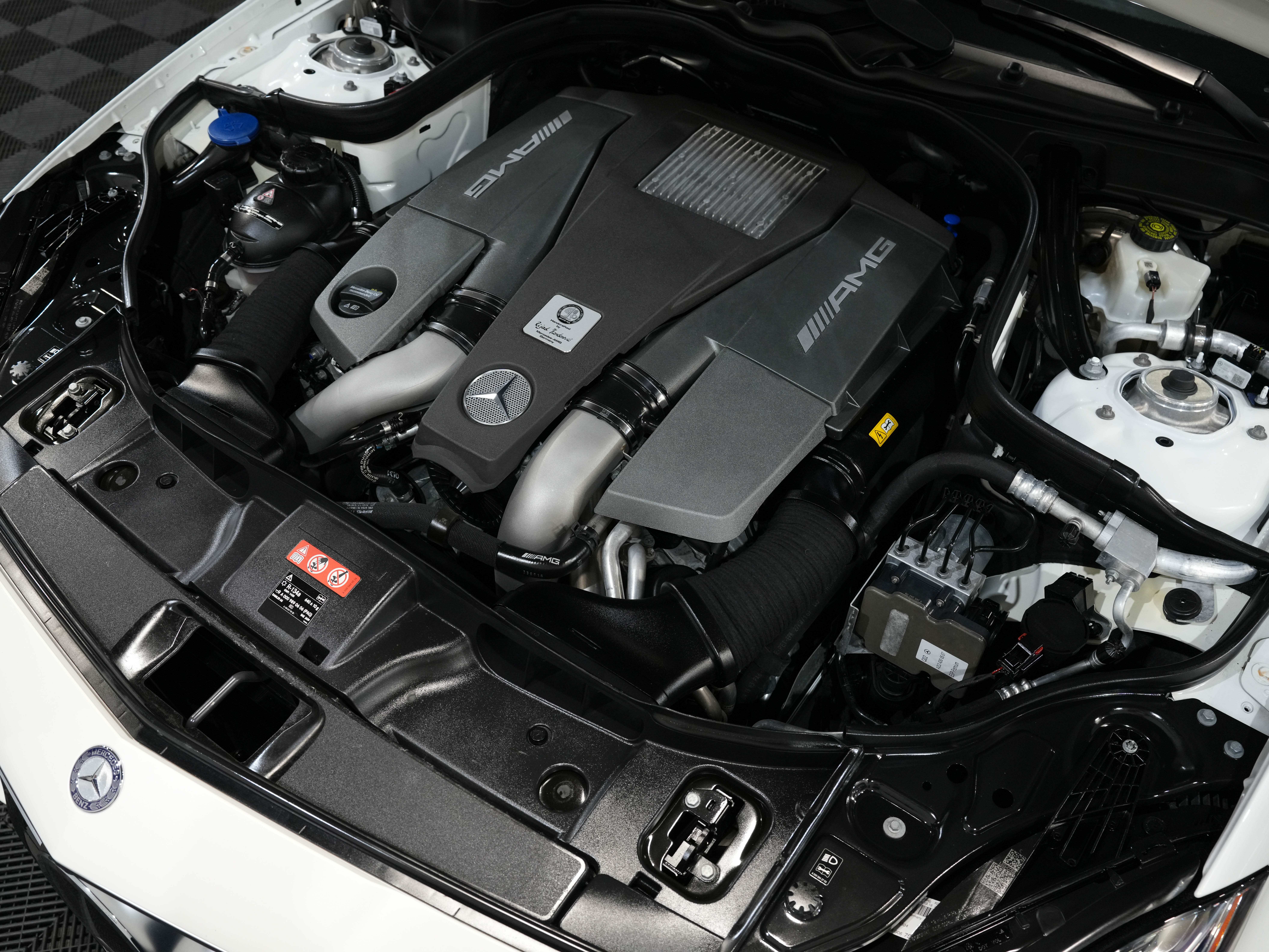 WHITE, 2017 MERCEDES-BENZ MERCEDES-AMG CLS Image 50