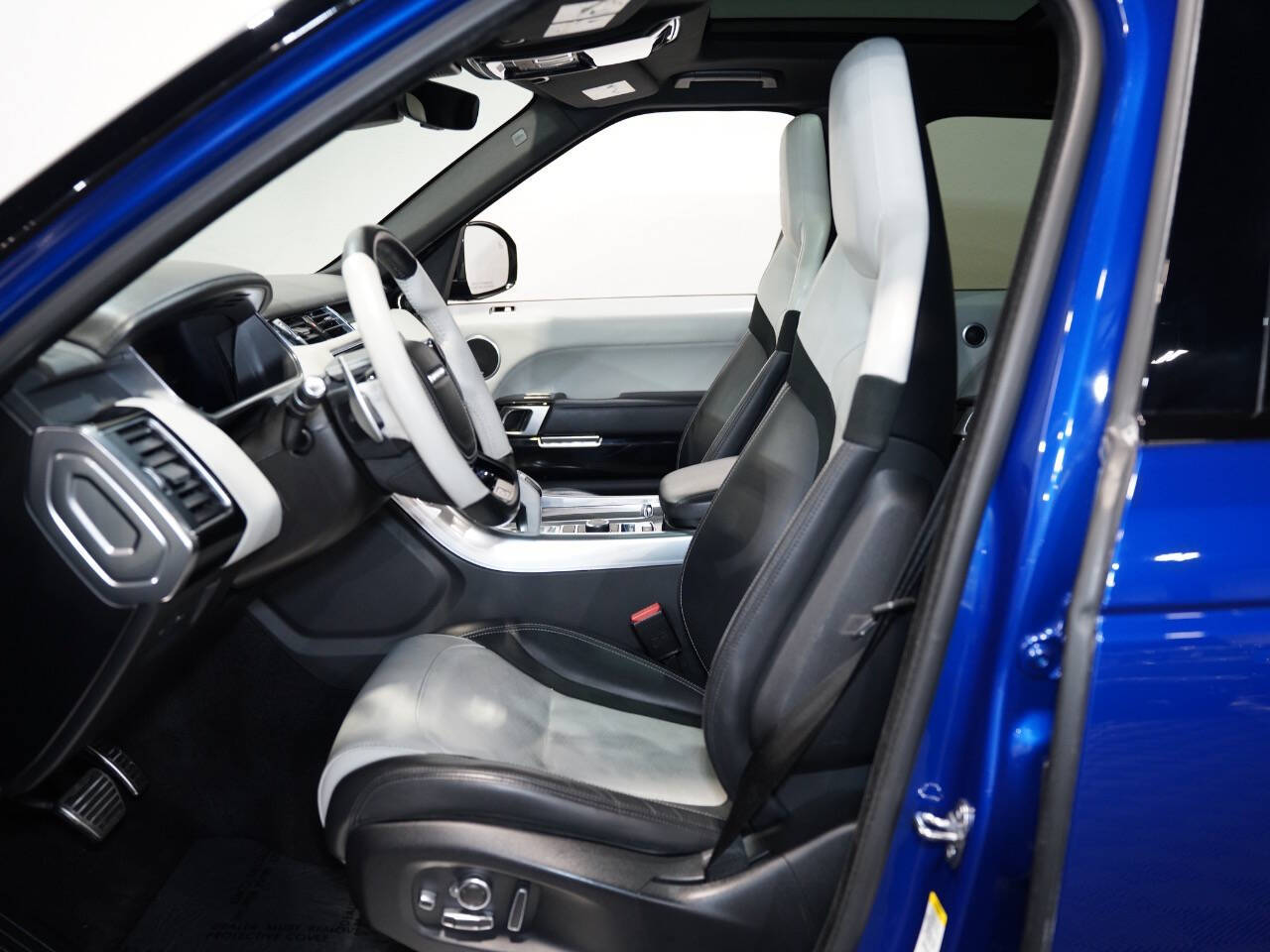 ESTORIL BLUE METALLIC, 2022 LAND ROVER RANGE ROVER SPORT Image 34
