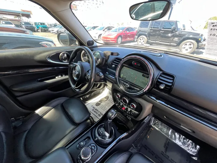 MAROON, 2016 MINI CLUBMAN COOPER S Image 56