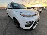WHITE, 2021 KIA SOUL S Thumnail Image 19