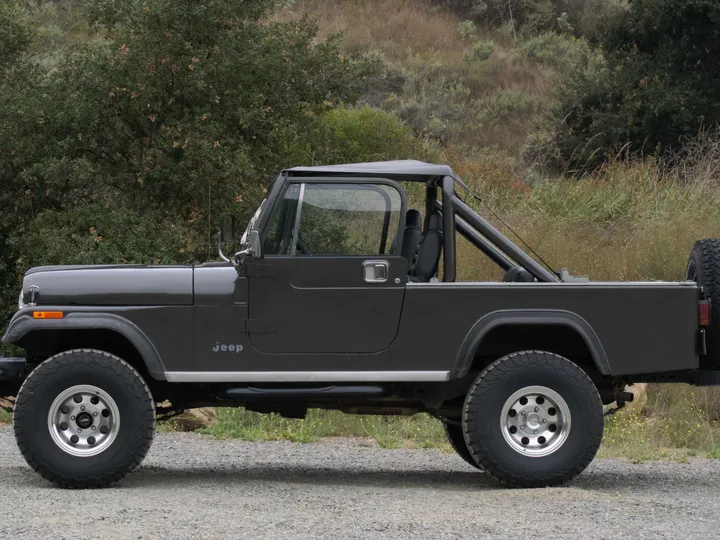 GREY, 1981 JEEP SCRAMBLER CJ8 Image 3