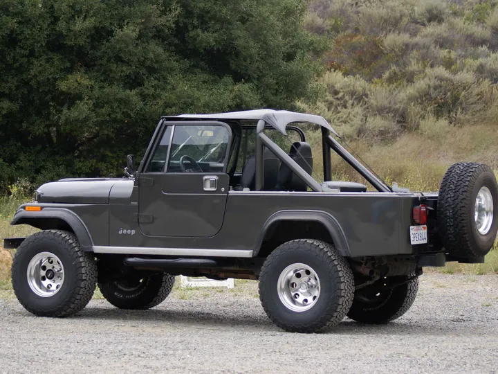 GREY, 1981 JEEP SCRAMBLER CJ8 Image 4