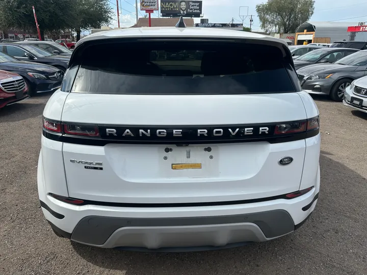 WHITE, 2020 LAND ROVER RANGE ROVER EVOQUE Image 6