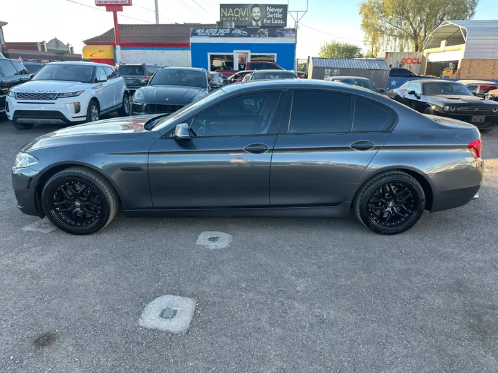 GRAY, 2016 BMW 5 SERIES Image 8