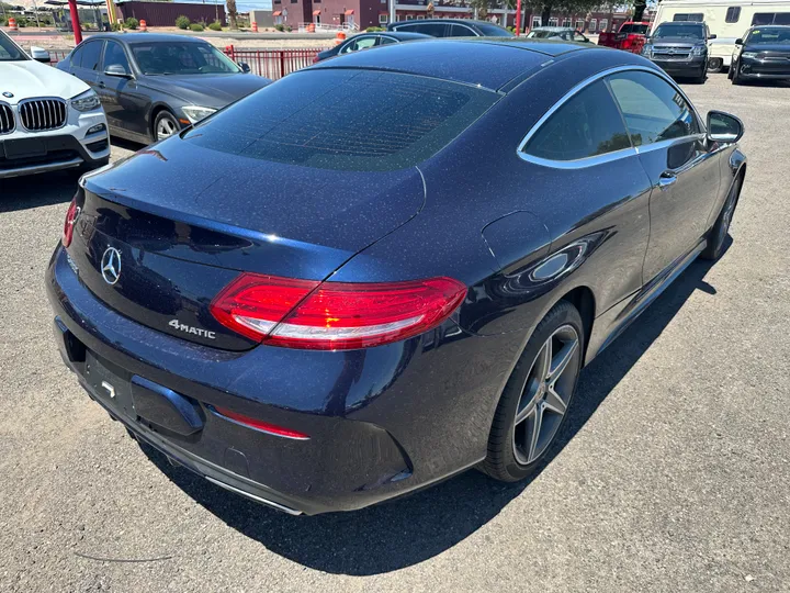 BLUE, 2017 MERCEDES-BENZ C-CLASS Image 5