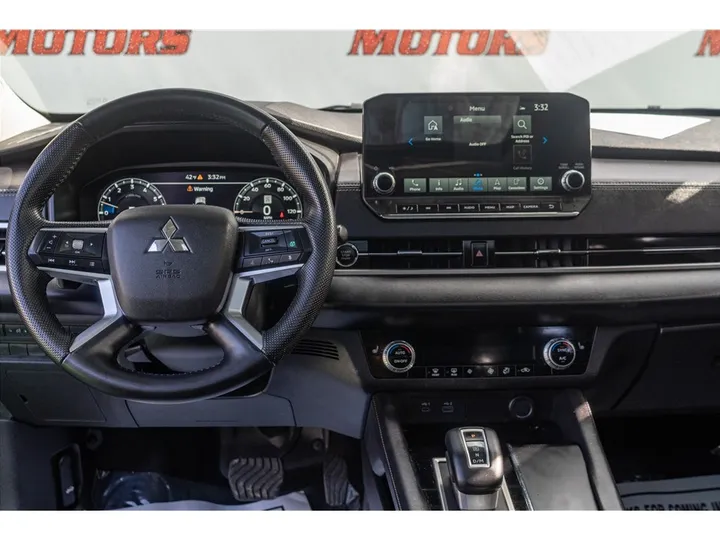 BLACK, 2023 MITSUBISHI OUTLANDER Image 28