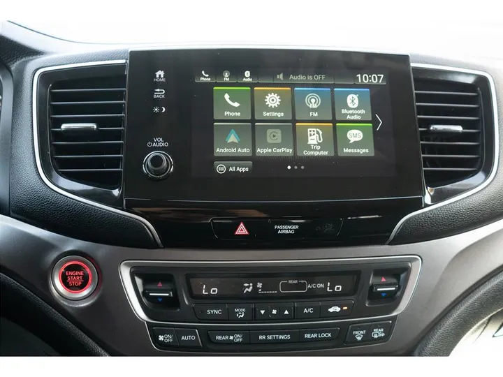 GRAY, 2019 HONDA PILOT Image 14