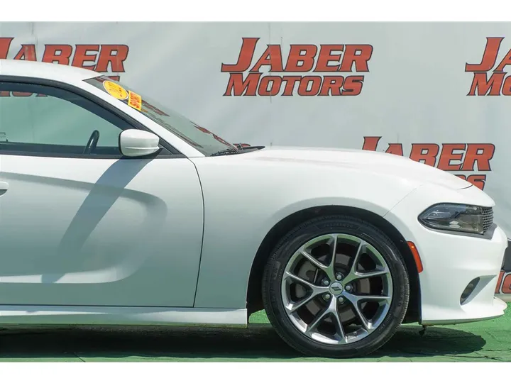 WHITE, 2022 DODGE CHARGER Image 24