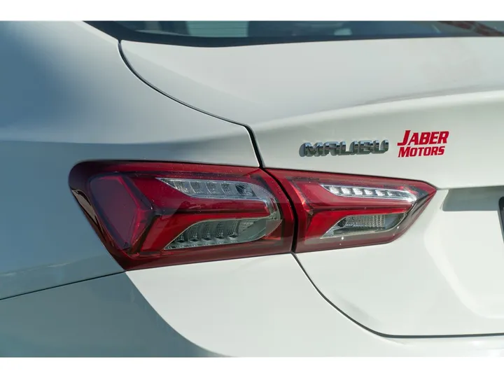 WHITE, 2022 CHEVROLET MALIBU Image 23