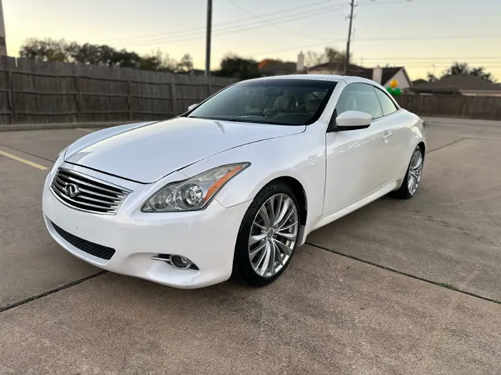 WHITE, 2011 INFINITI G CONVERTIBLE Image 7