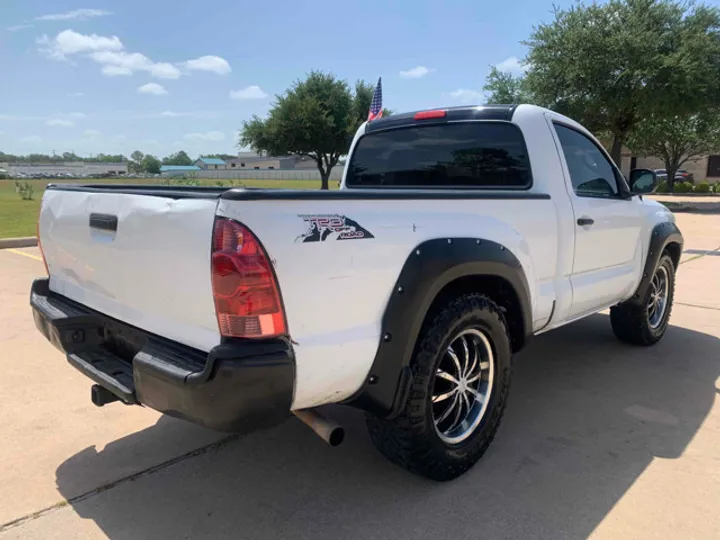 WHITE, 2008 TOYOTA TACOMA Image 5