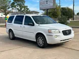 WHITE, 2005 BUICK TERRAZA Thumnail Image 3